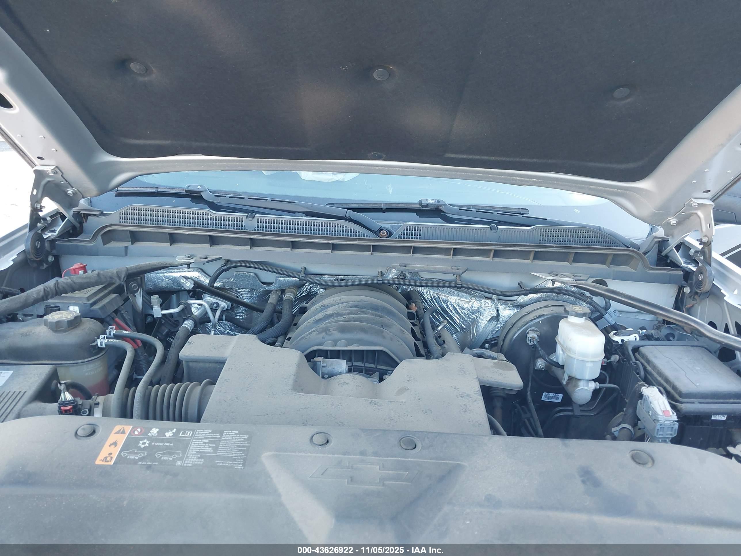 CHEVROLET SILVERADO image 10