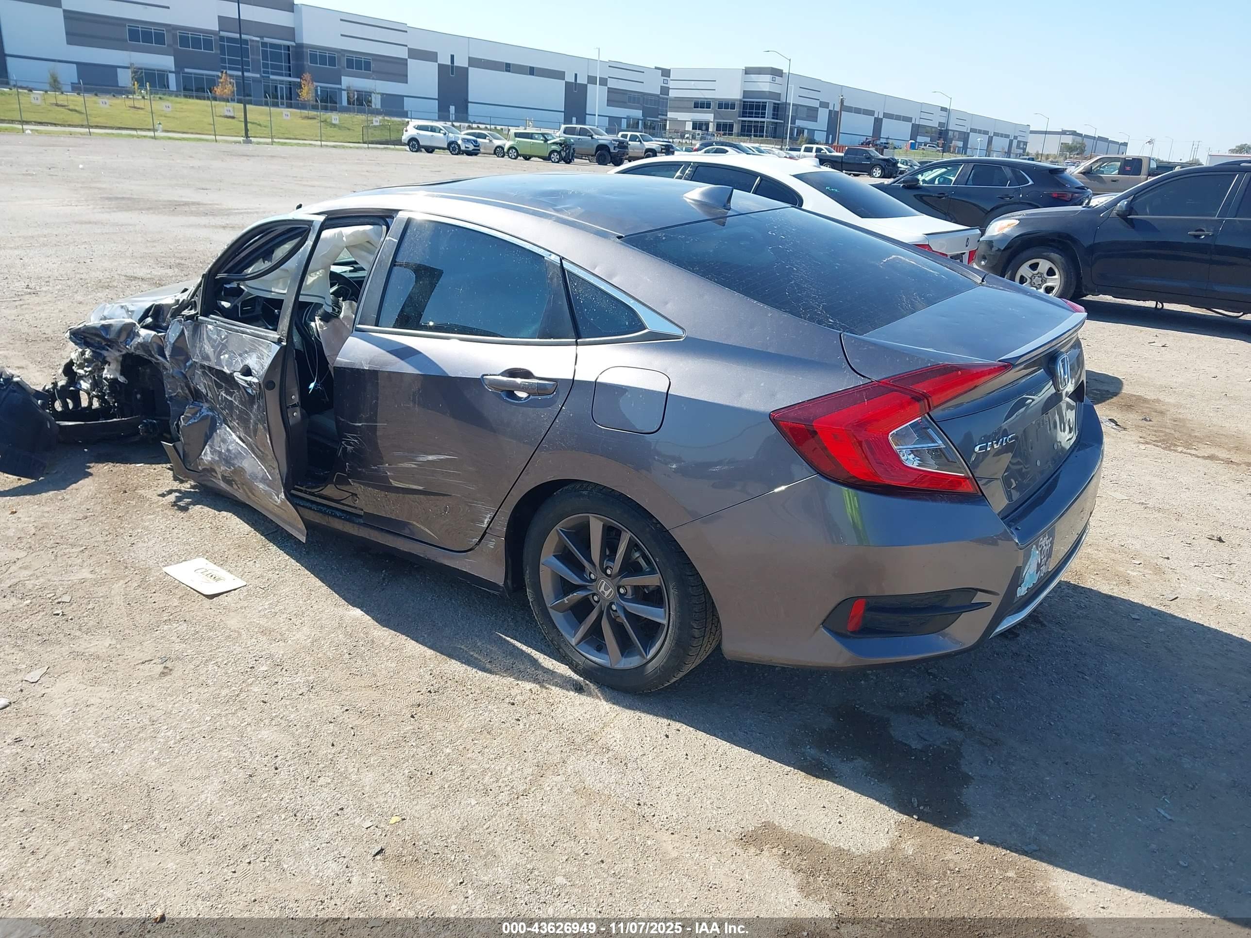 HONDA CIVIC image 3