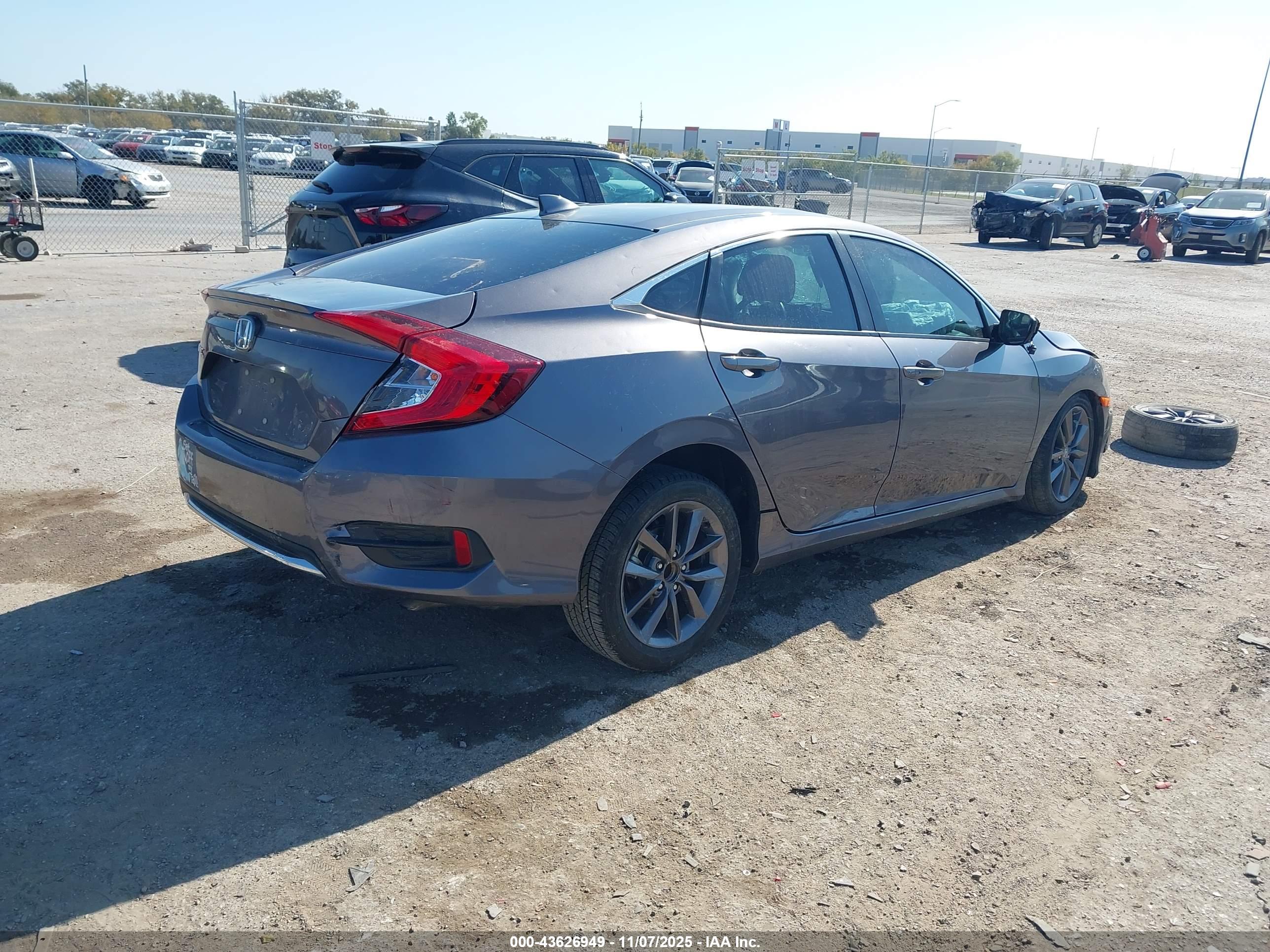HONDA CIVIC image 4