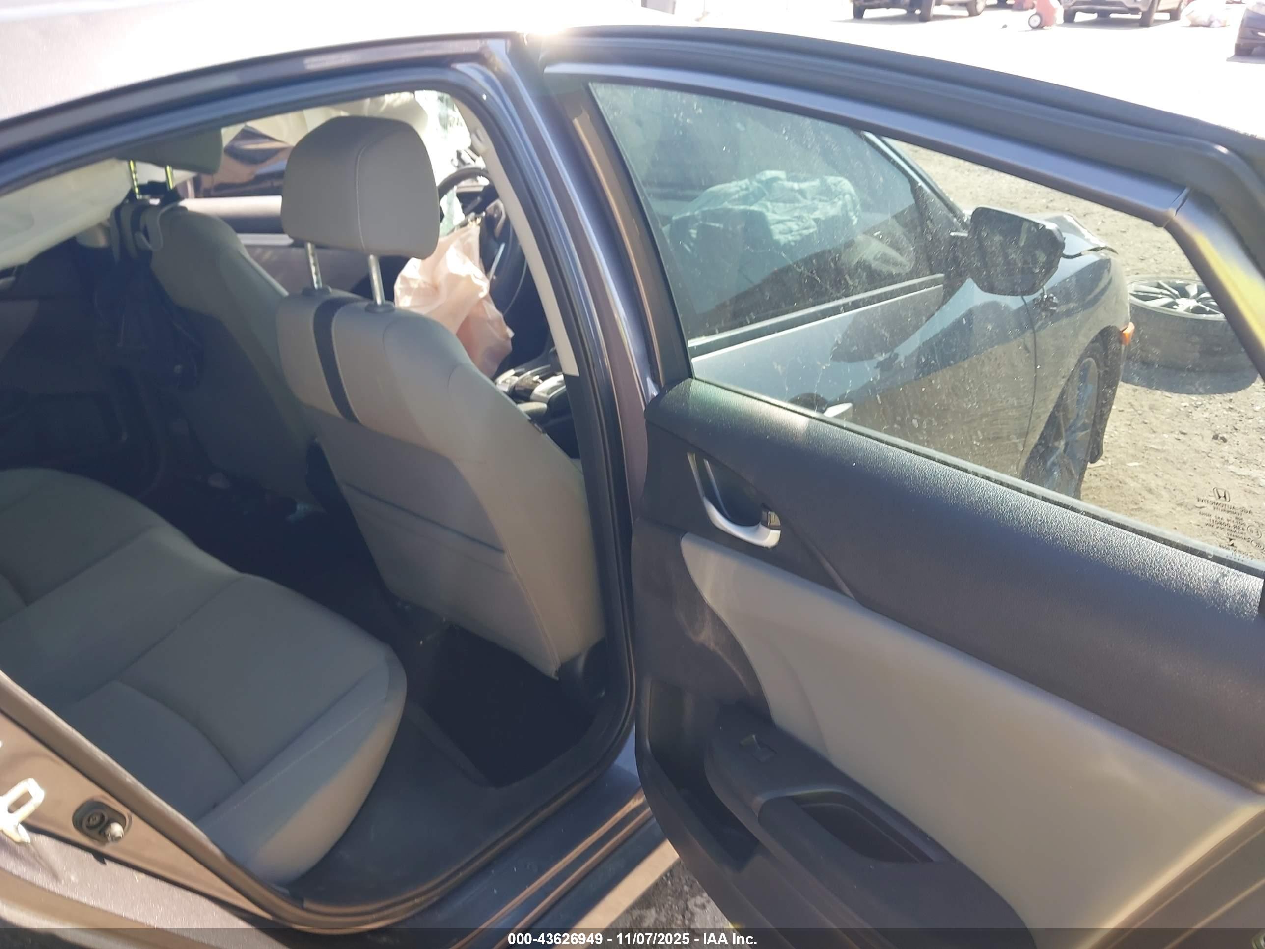 HONDA CIVIC image 8