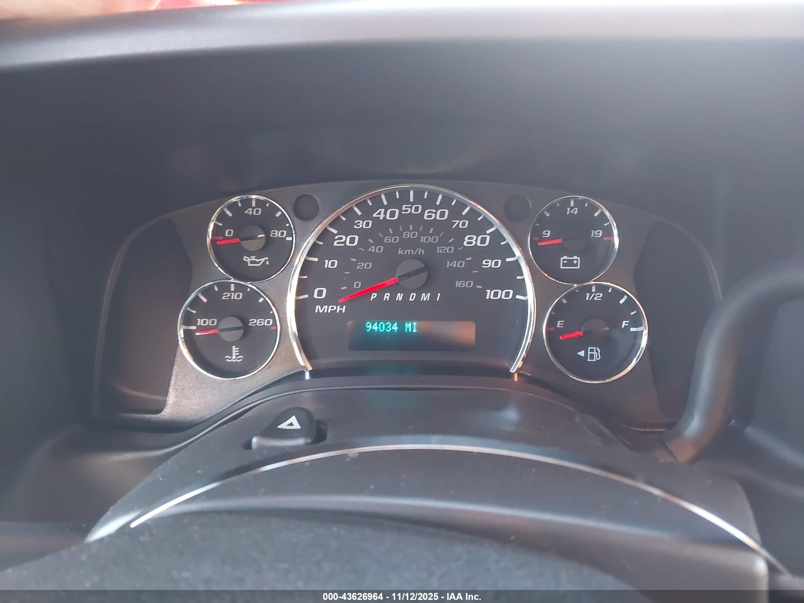 CHEVROLET EXPRESS image 7