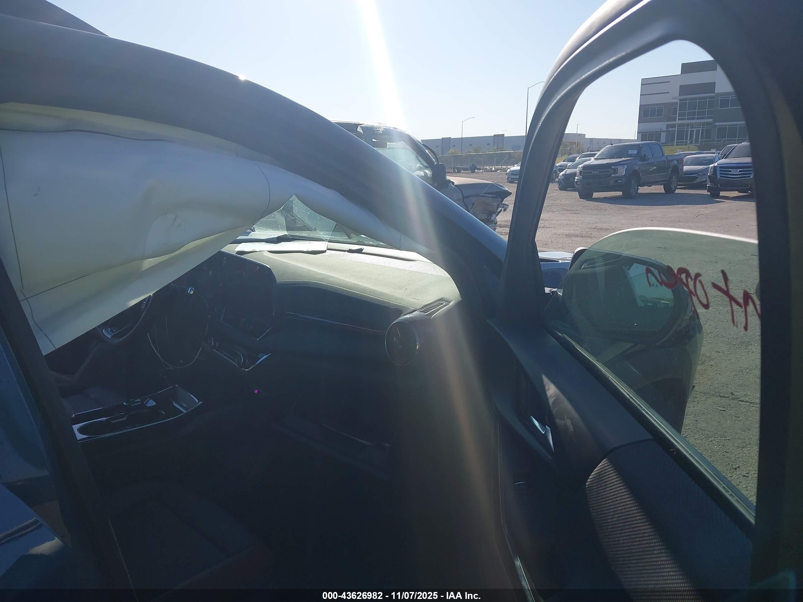 CHEVROLET EQUINOX image 5