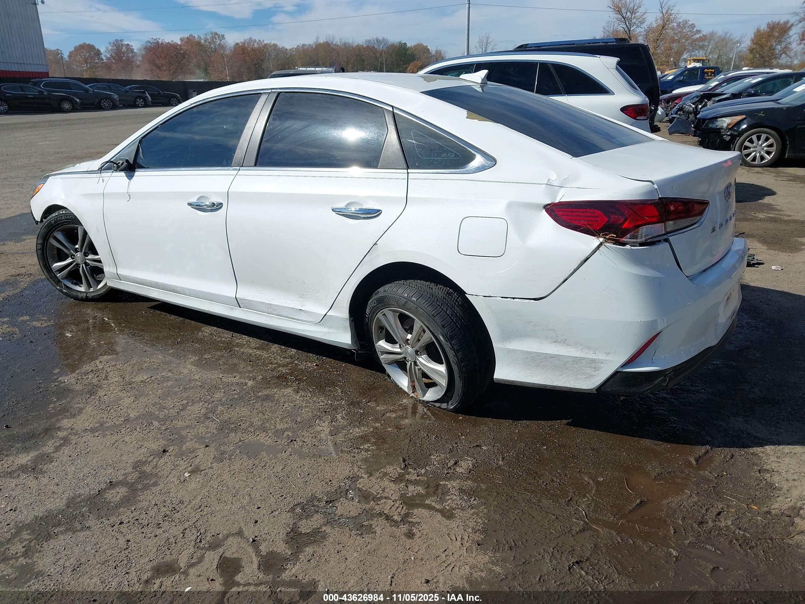 HYUNDAI SONATA image 3