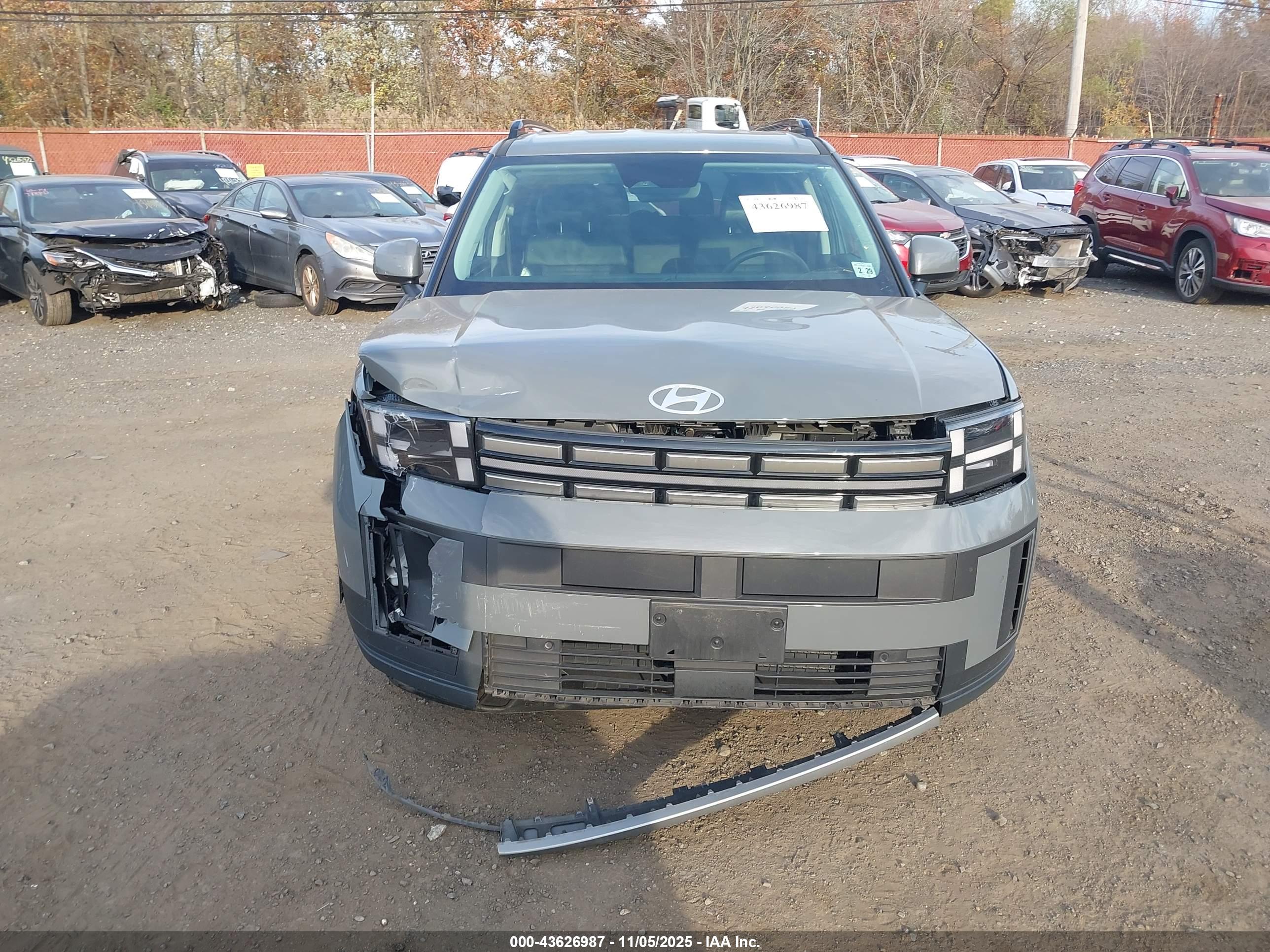HYUNDAI SANTA image 6