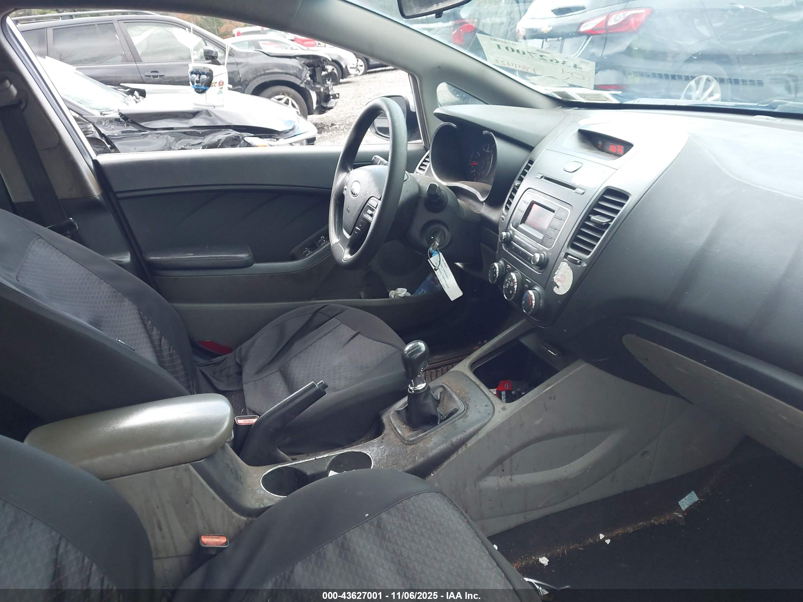 KIA FORTE image 5