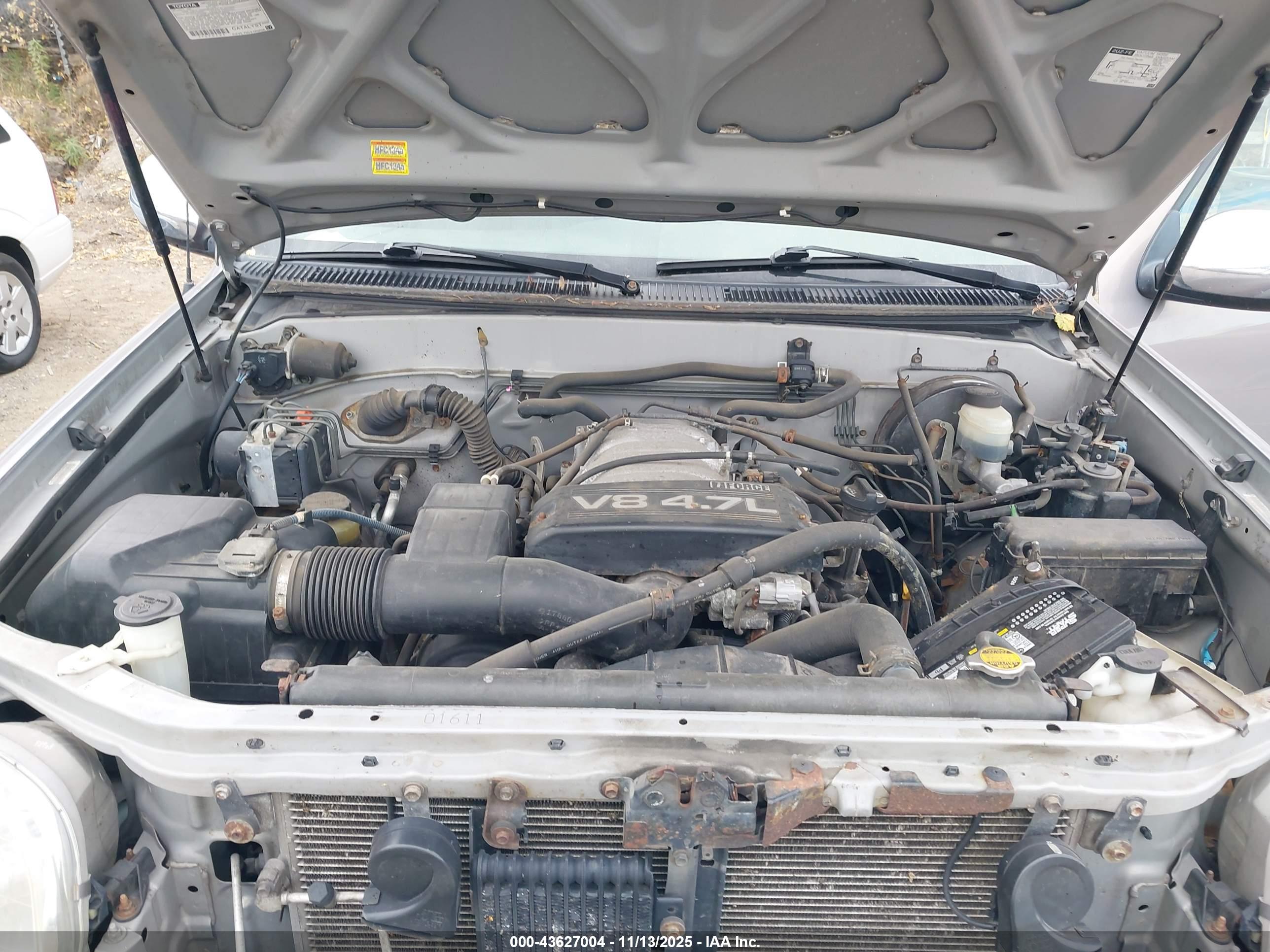 TOYOTA TUNDRA image 10