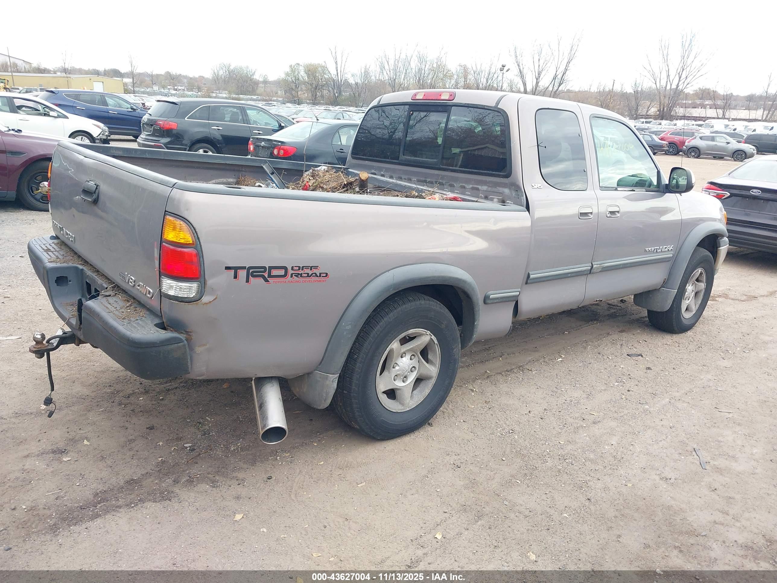 TOYOTA TUNDRA image 4