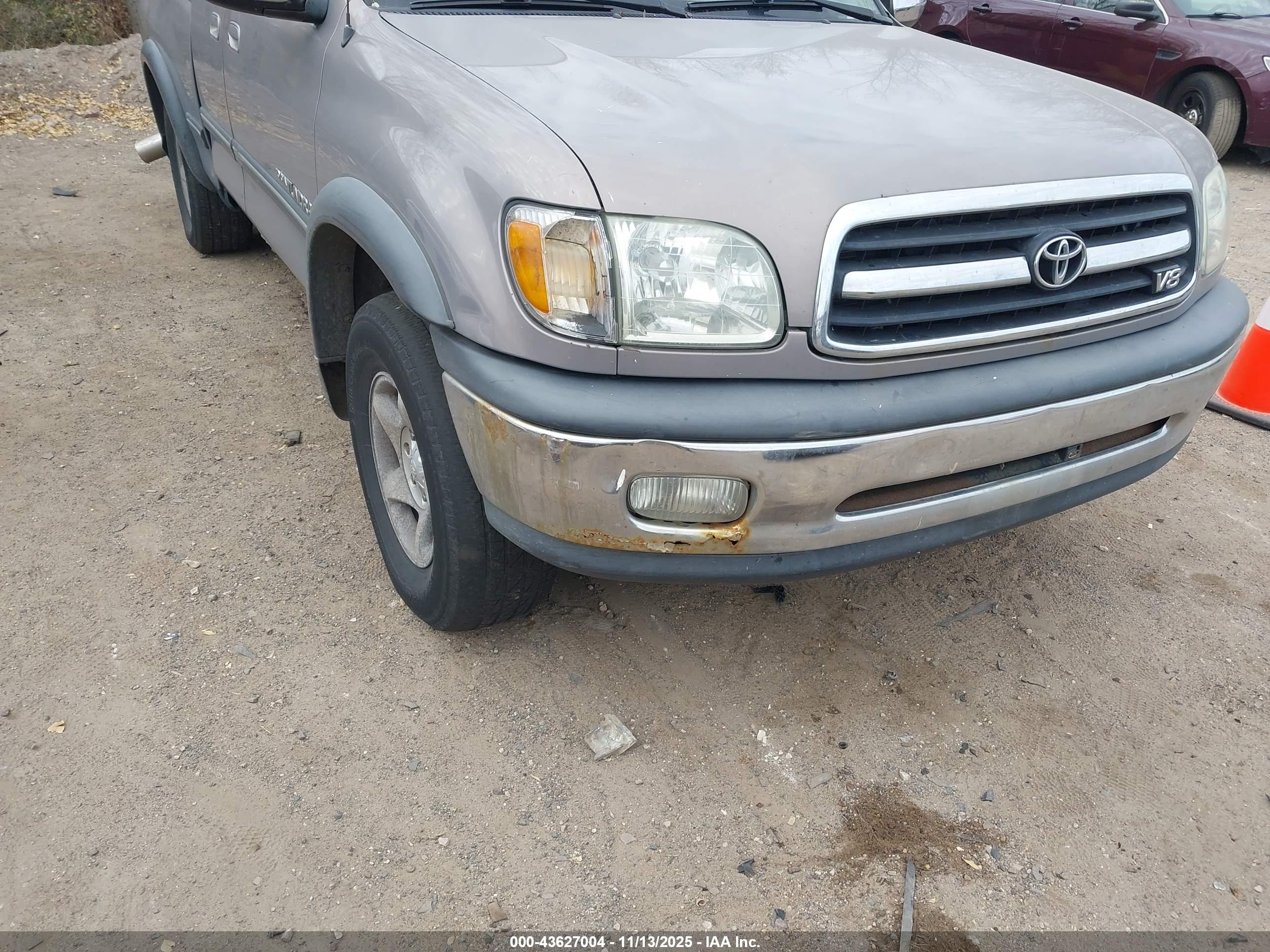 TOYOTA TUNDRA image 6