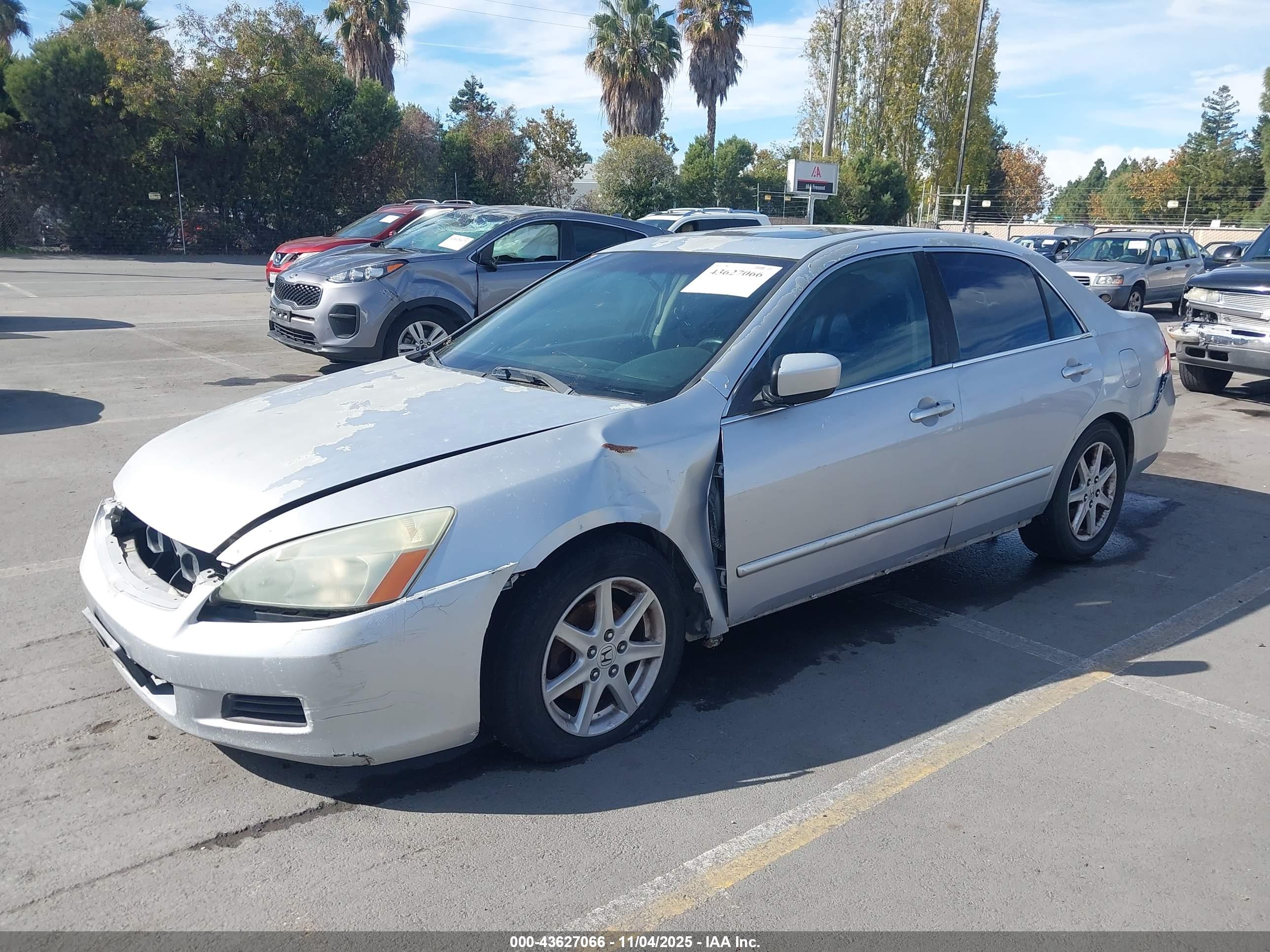 HONDA ACCORD image 2