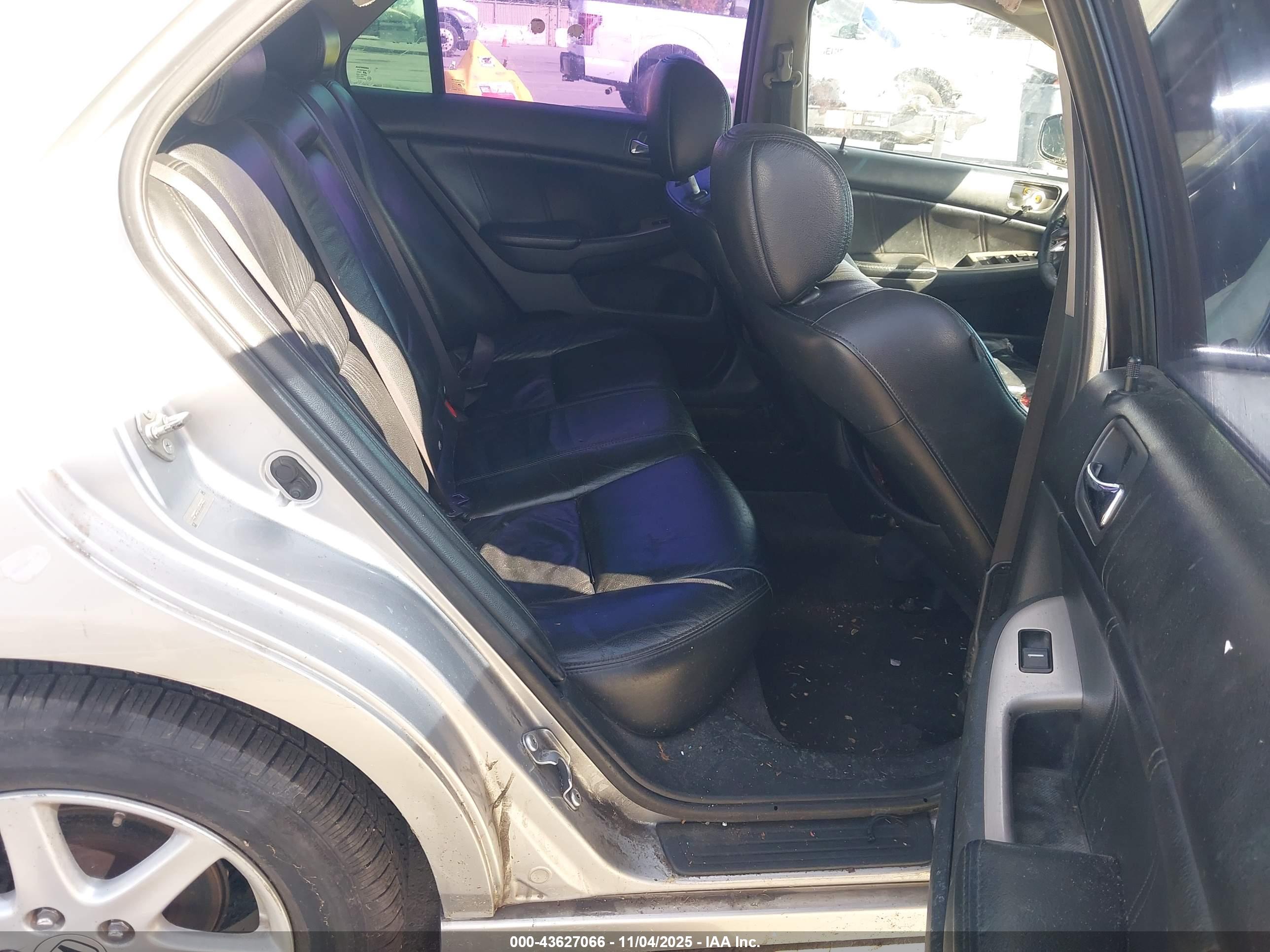 HONDA ACCORD image 8