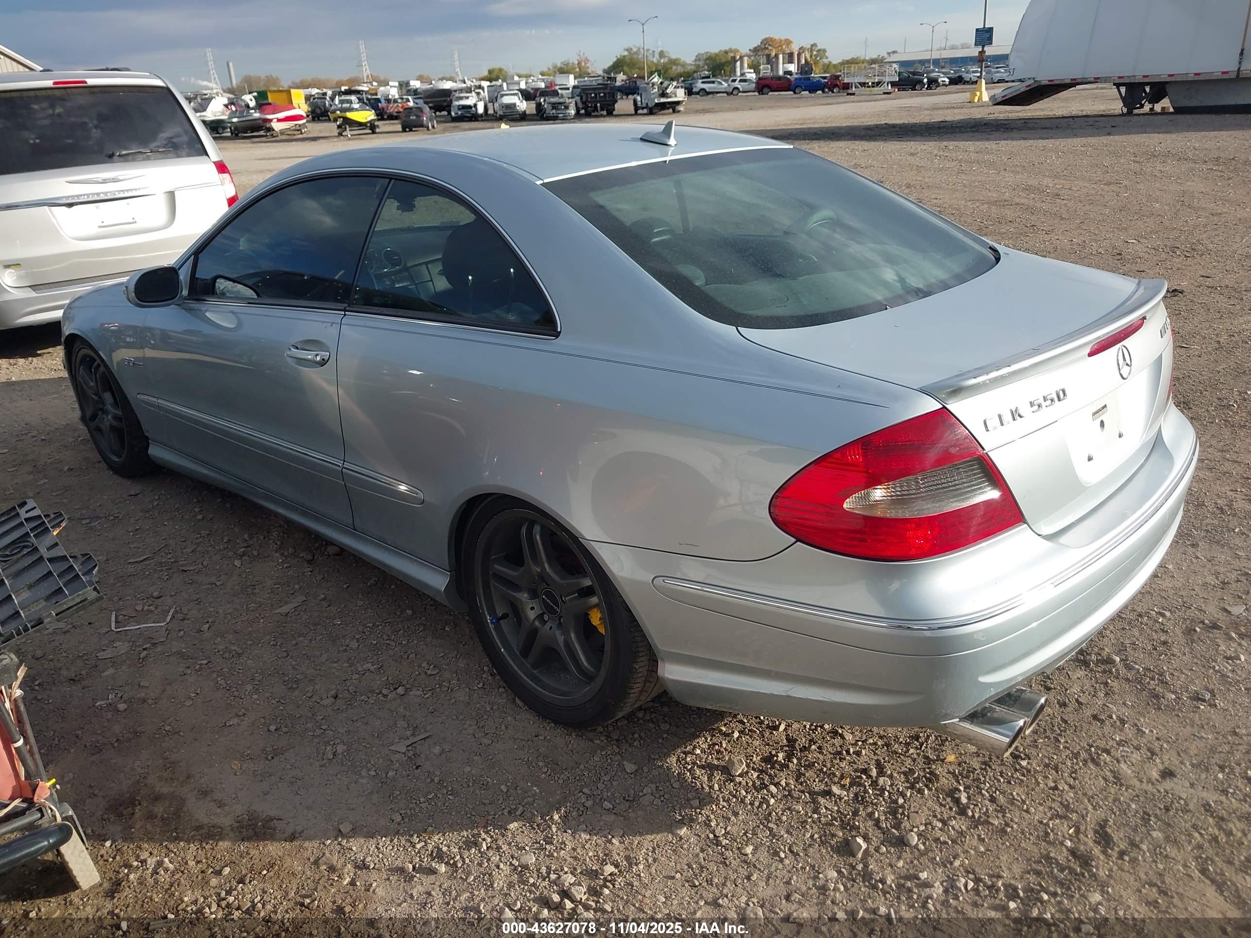 MERCEDES-BENZ CLK image 3