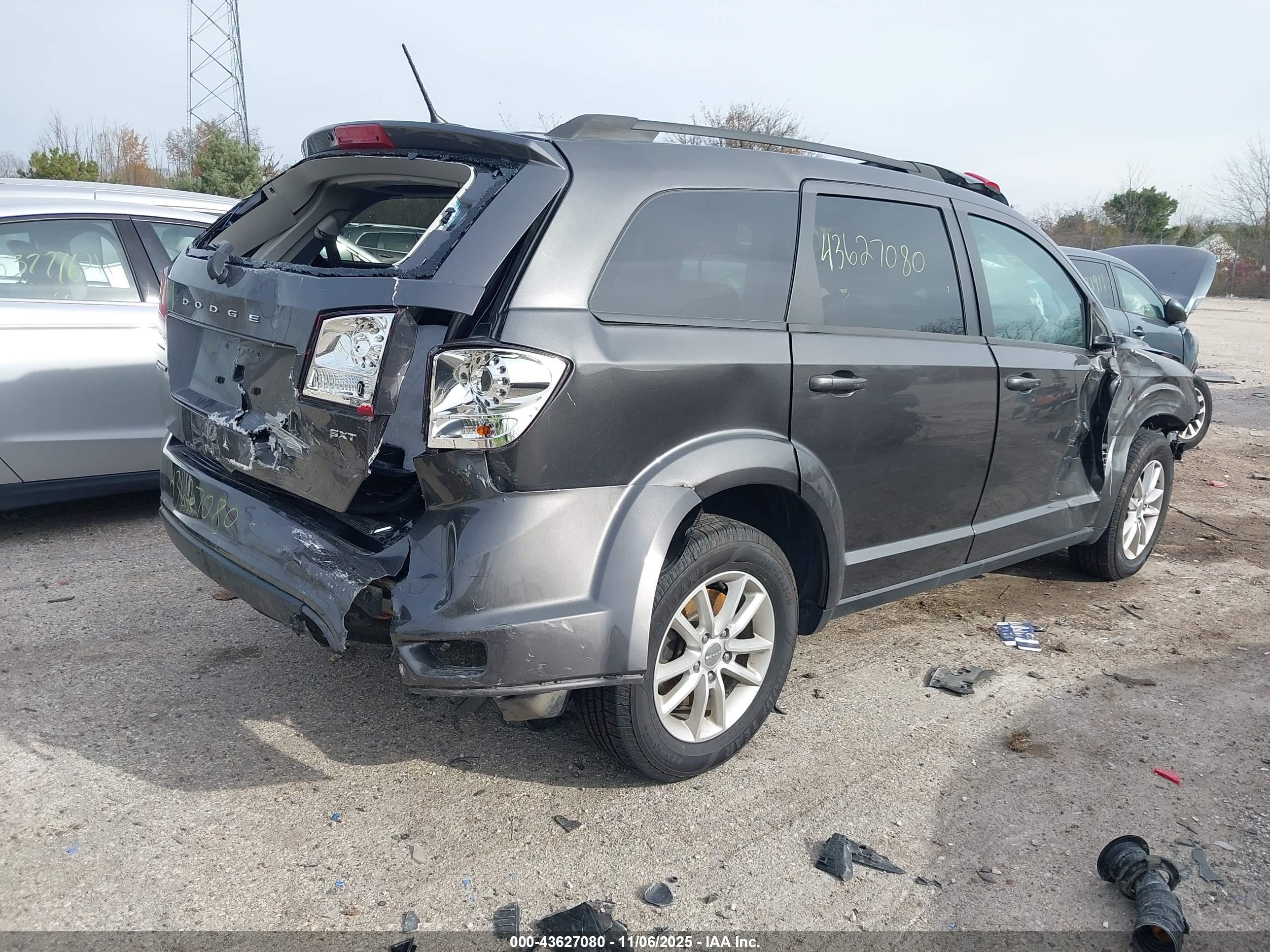 DODGE JOURNEY image 4
