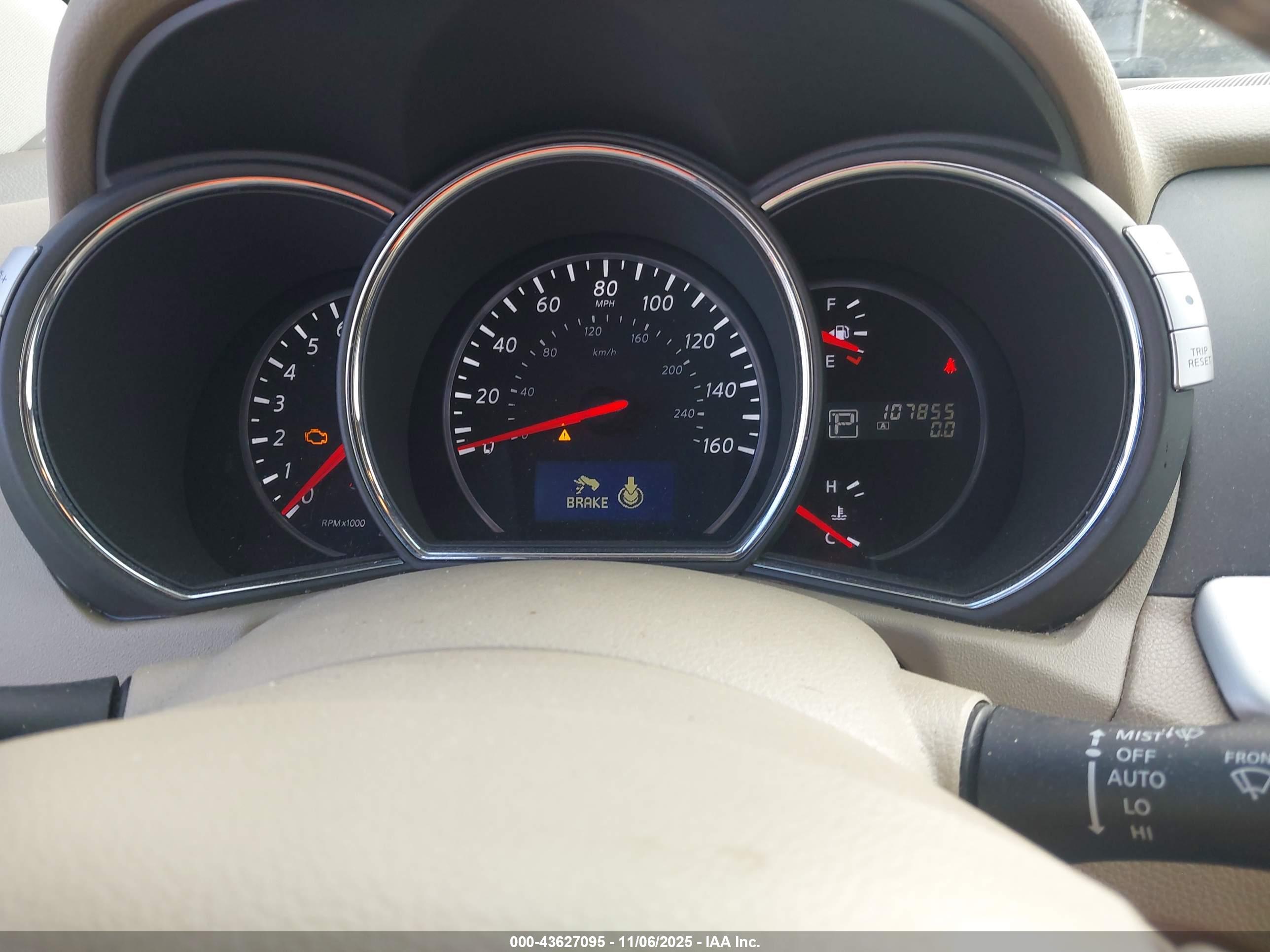 NISSAN MURANO image 7