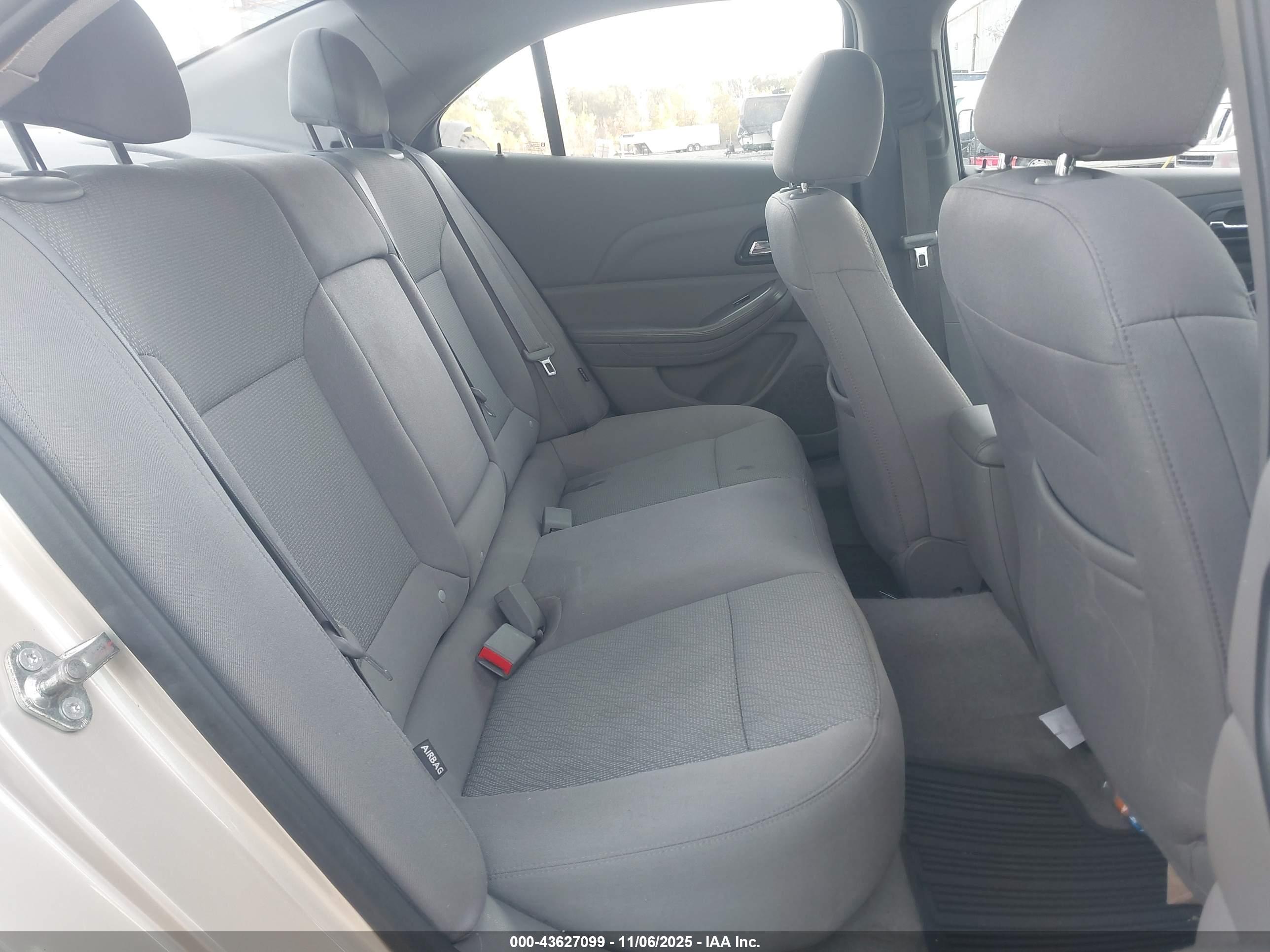 CHEVROLET MALIBU image 8
