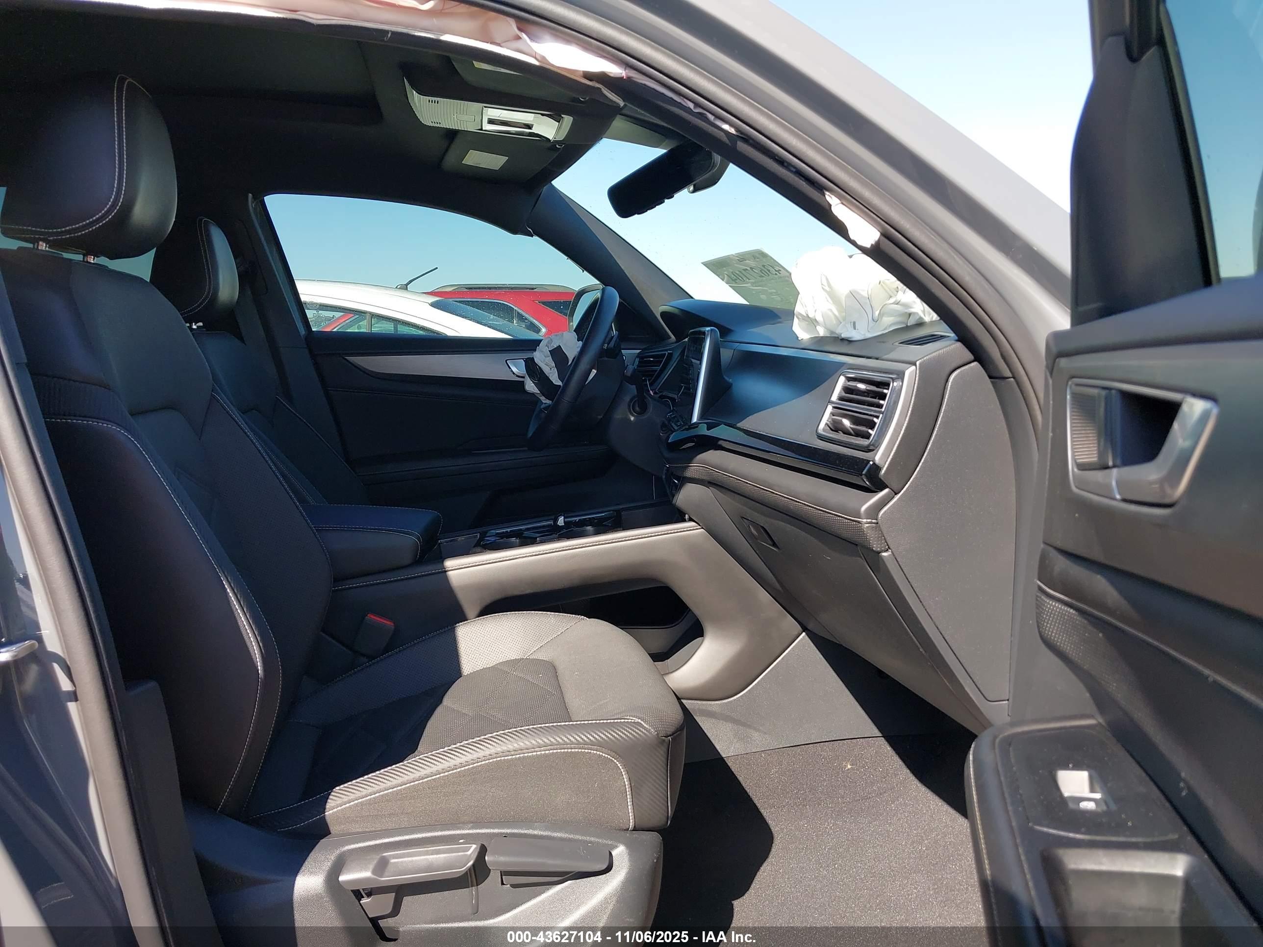 VOLKSWAGEN ATLAS image 5