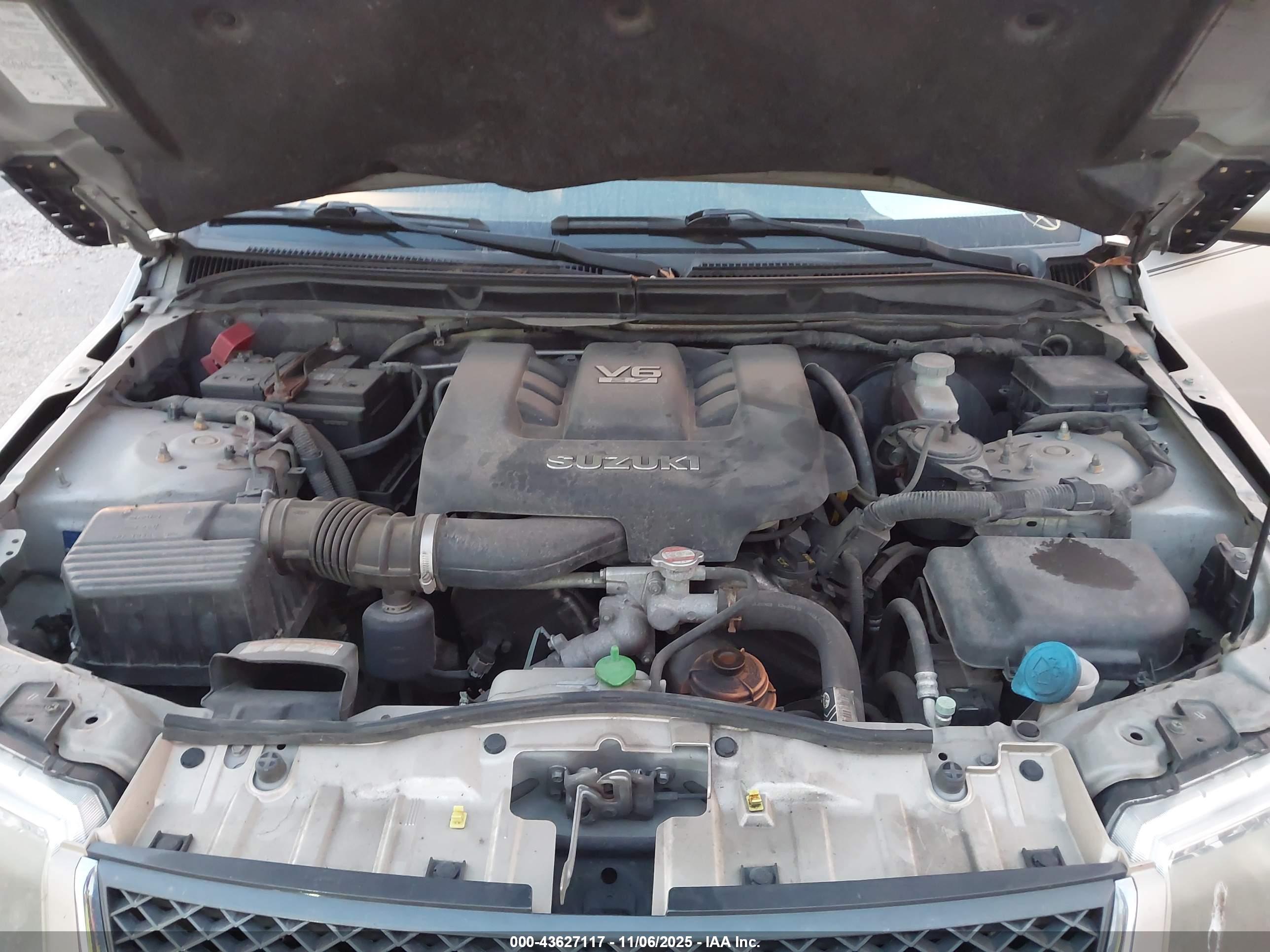 SUZUKI GRAND image 10