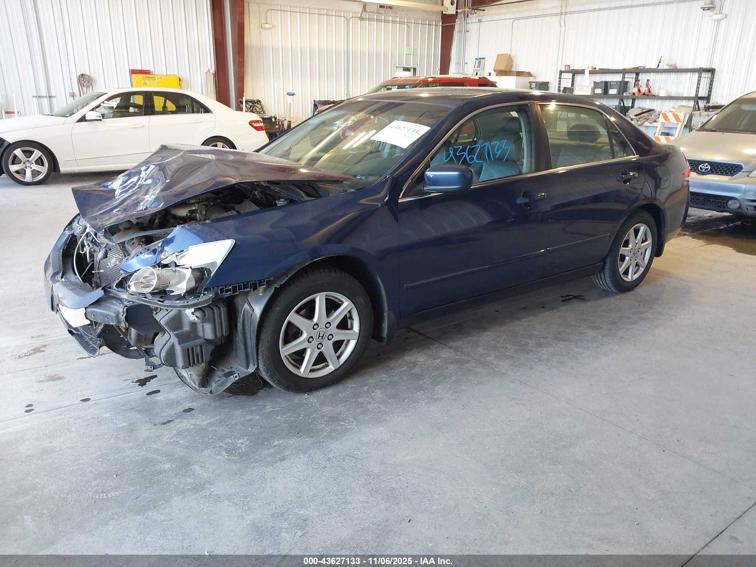 HONDA ACCORD image 2