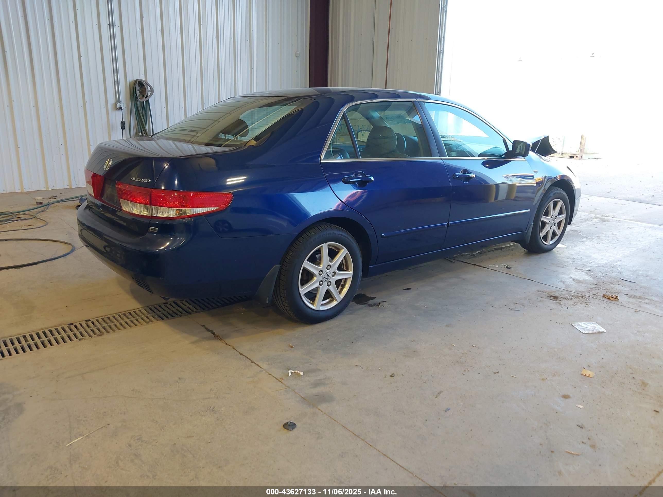 HONDA ACCORD image 4