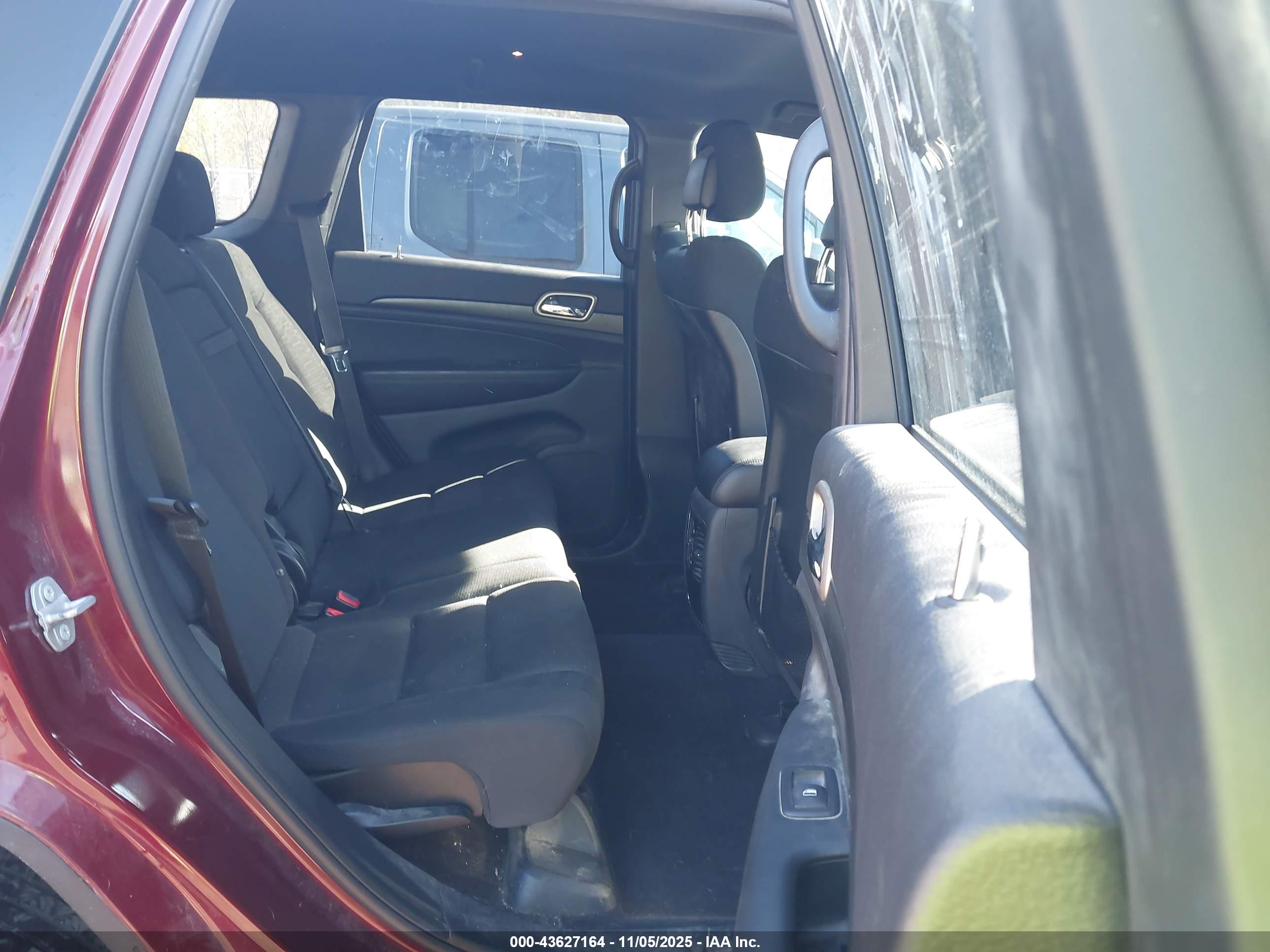 JEEP GRAND image 8