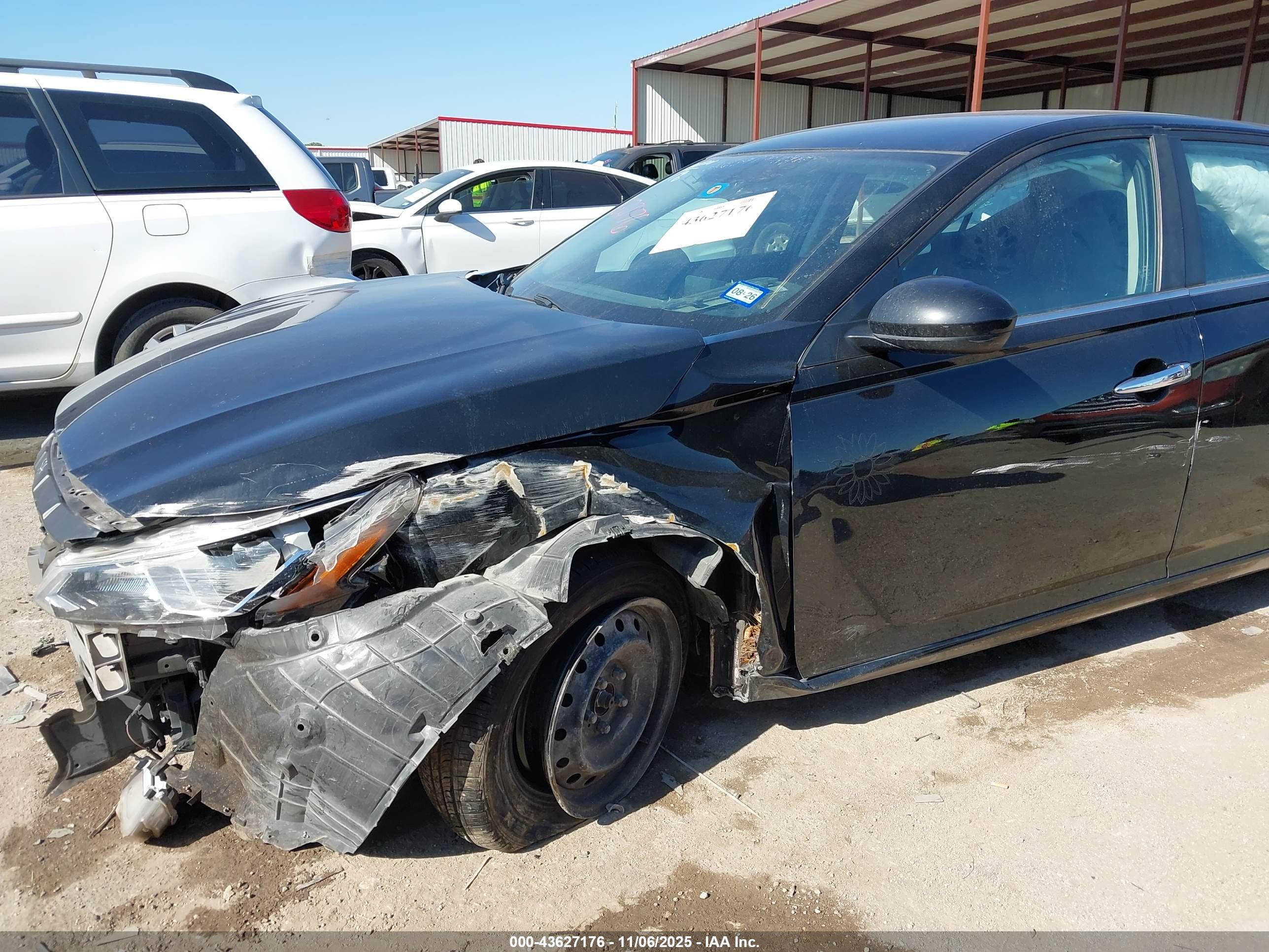 NISSAN ALTIMA image 6