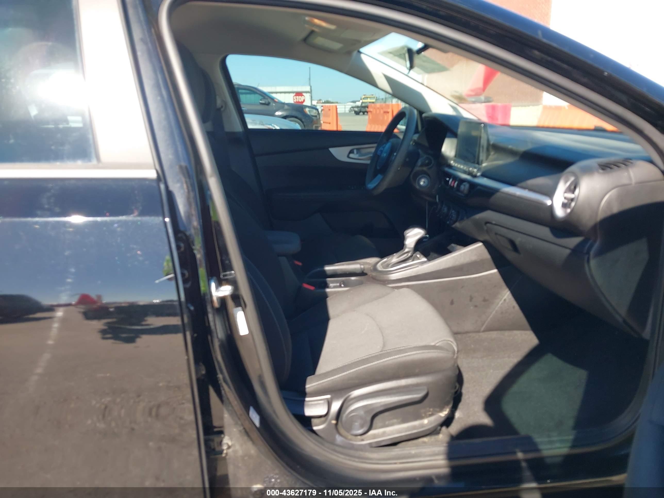 KIA FORTE image 5