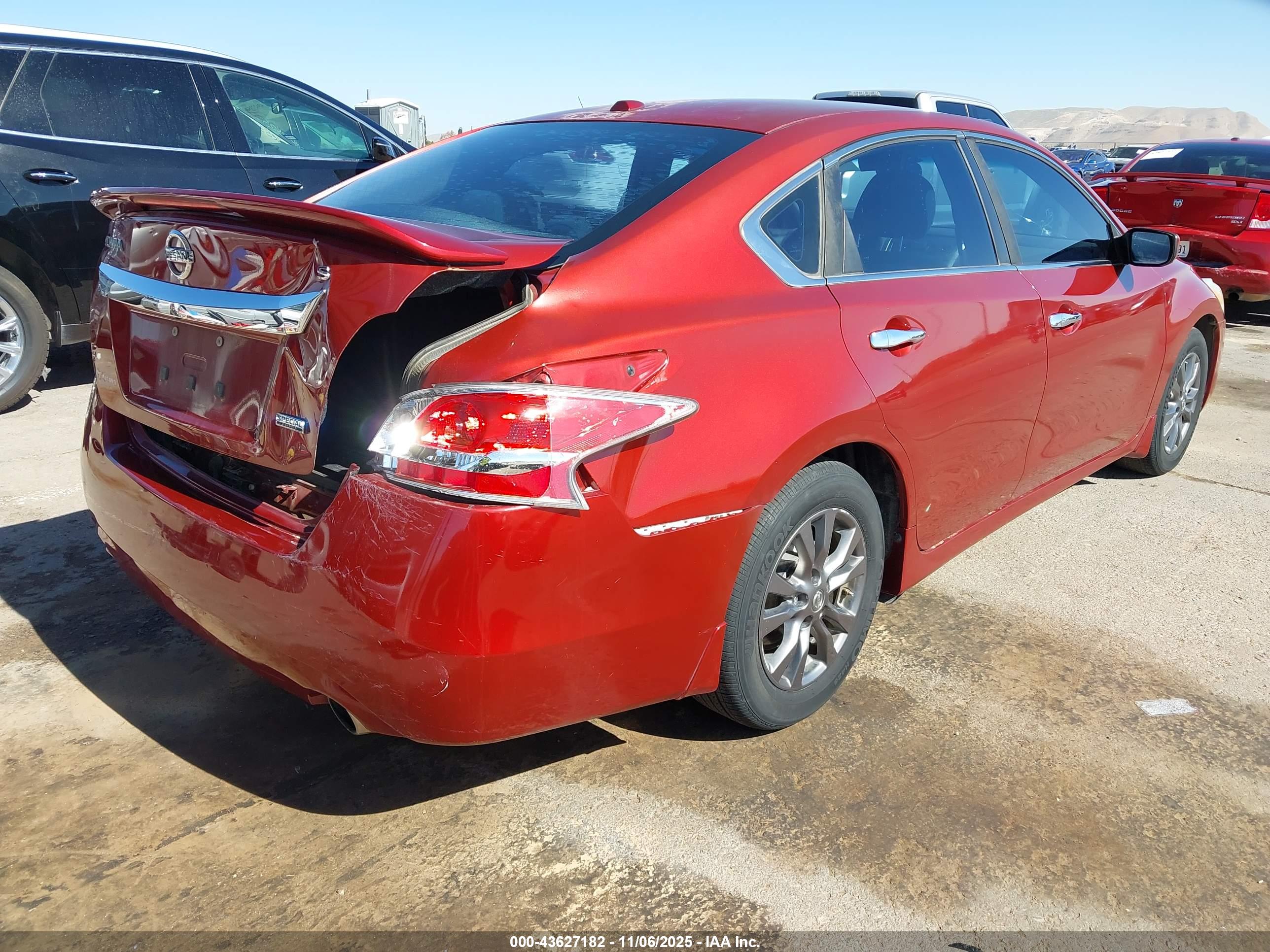 NISSAN ALTIMA image 4