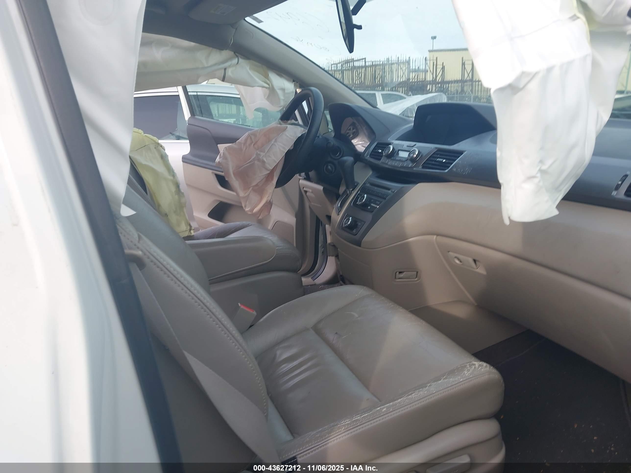 HONDA ODYSSEY image 5
