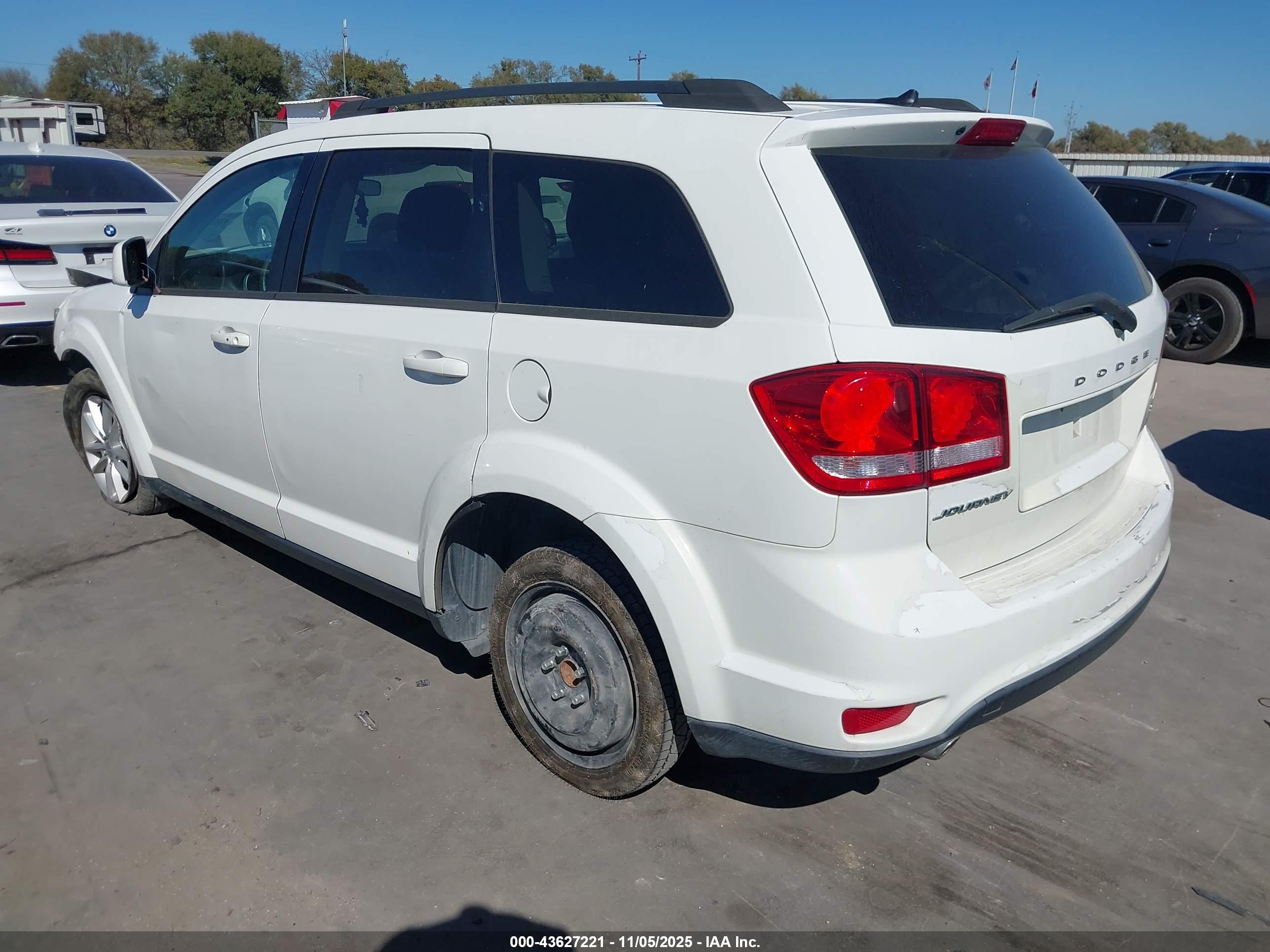 DODGE JOURNEY image 3