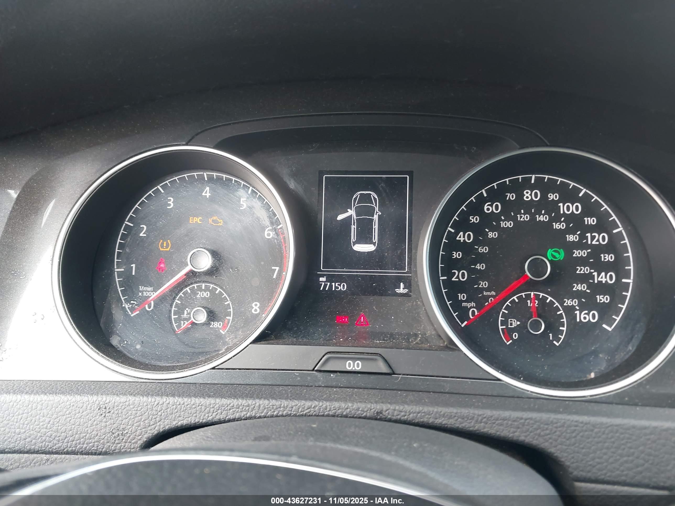 VOLKSWAGEN GOLF image 7