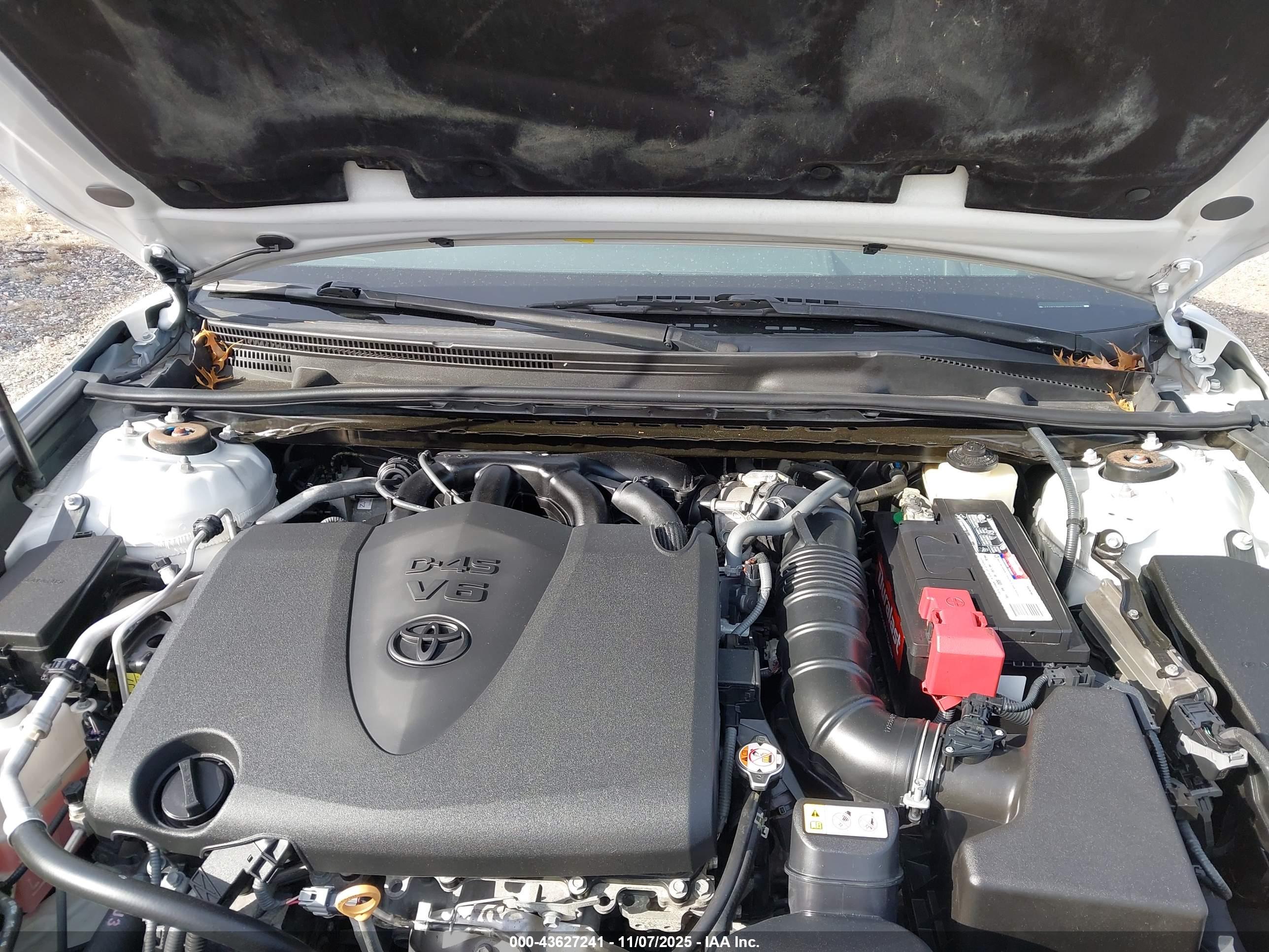 TOYOTA CAMRY image 10