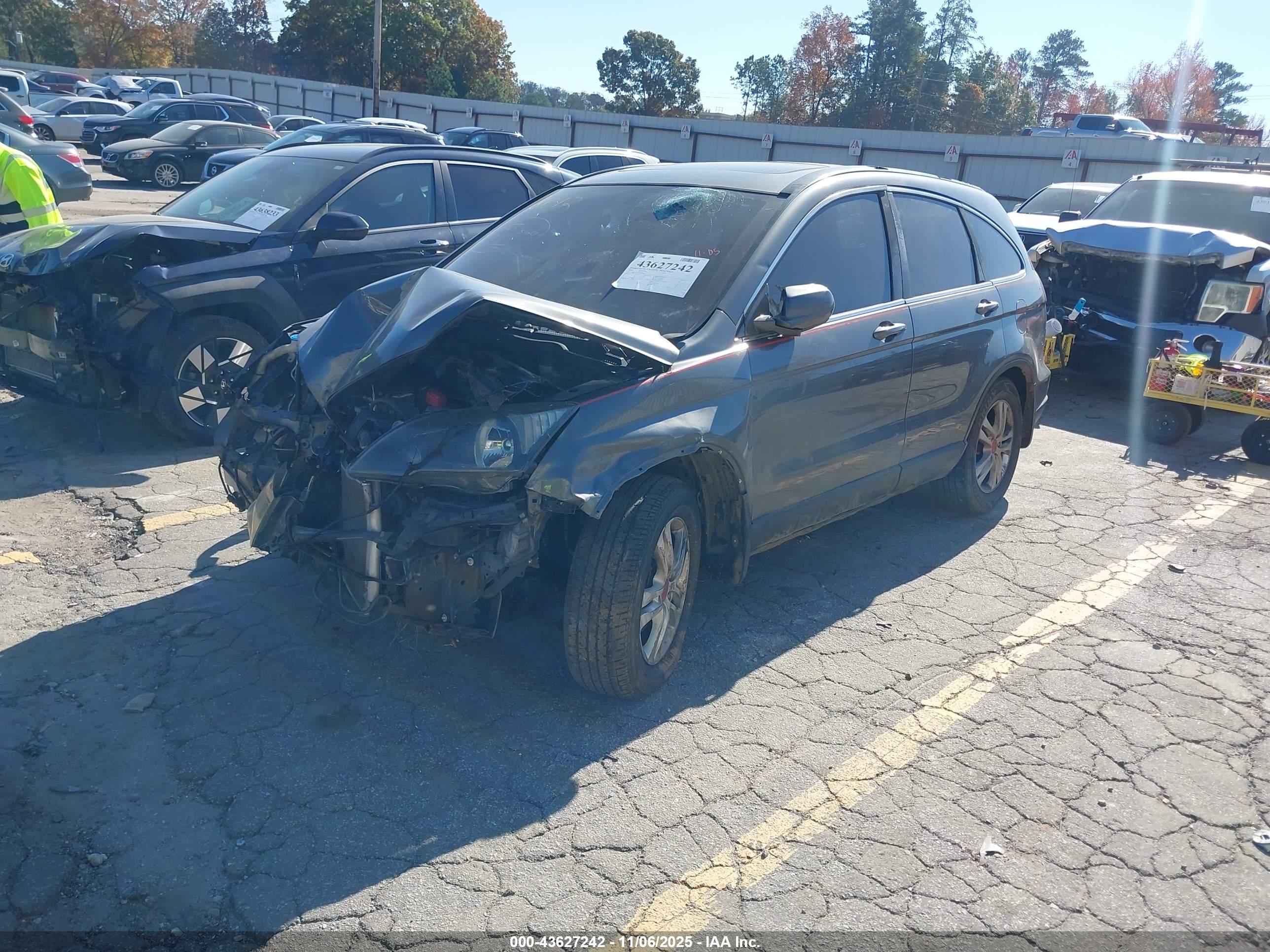 HONDA CR-V image 2