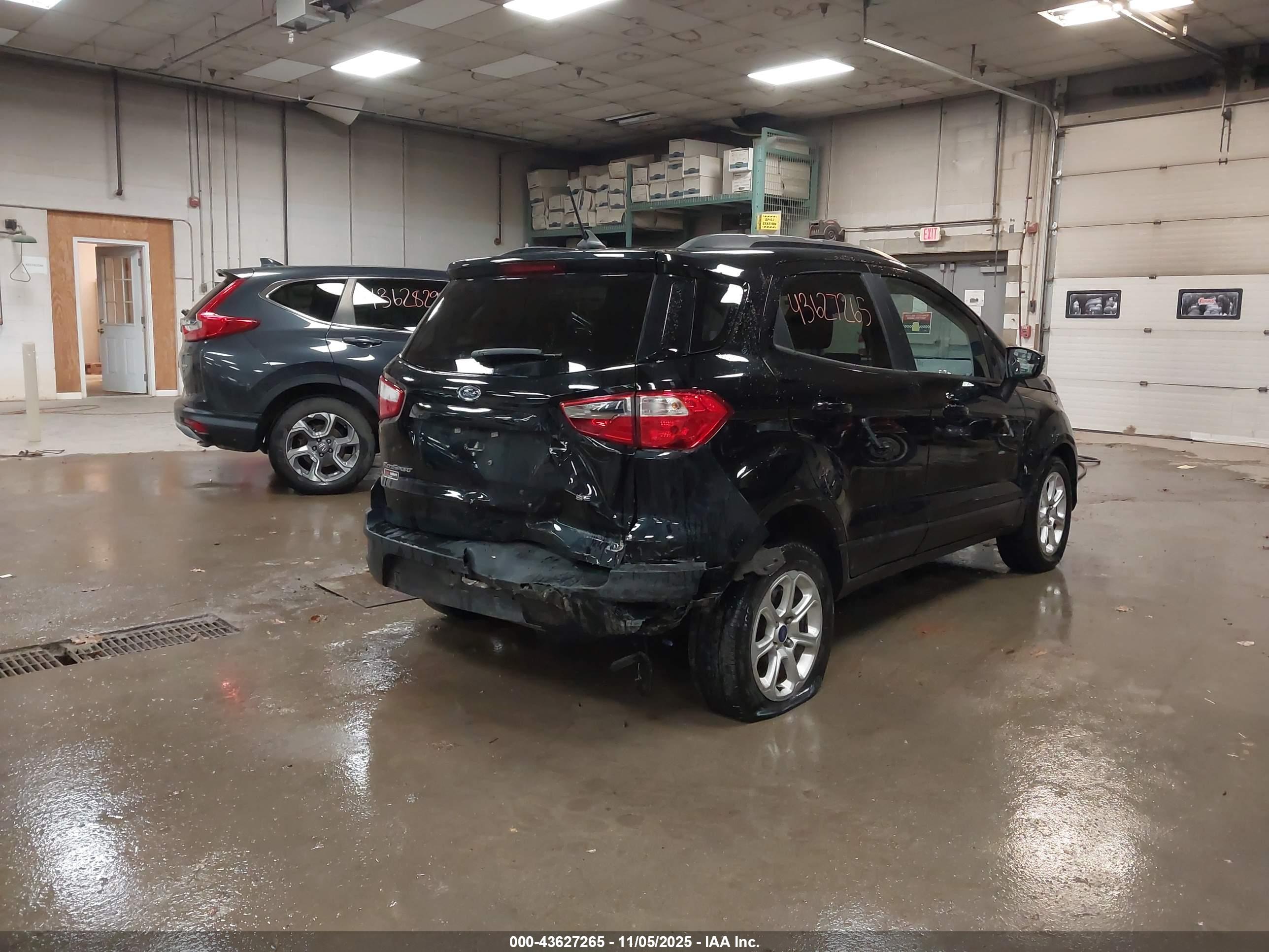 FORD ECOSPORT image 4