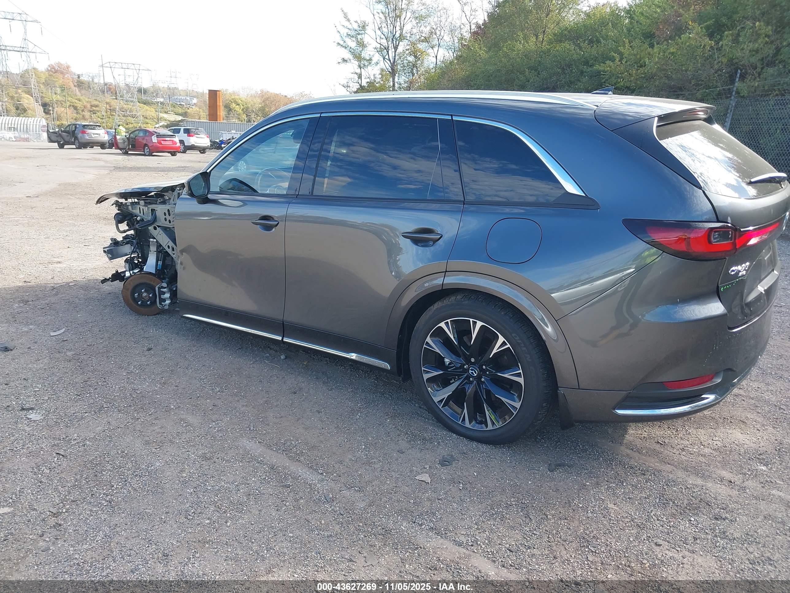 MAZDA CX-90 image 3