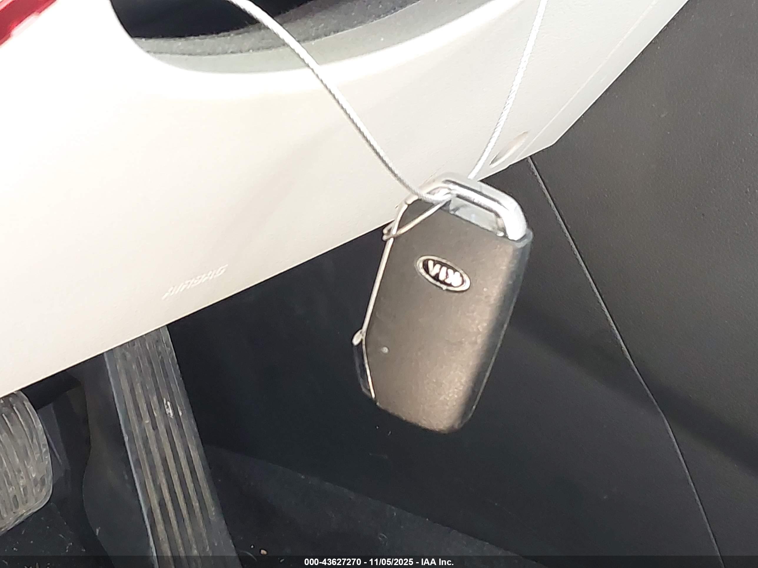 KIA TELLURIDE image 11