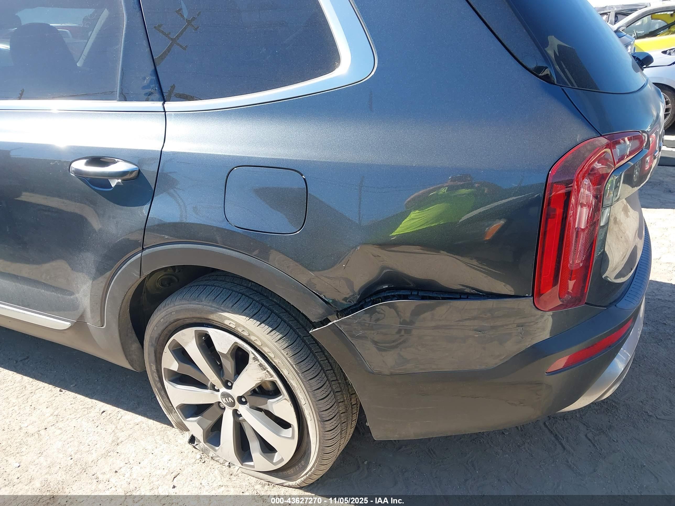 KIA TELLURIDE image 6