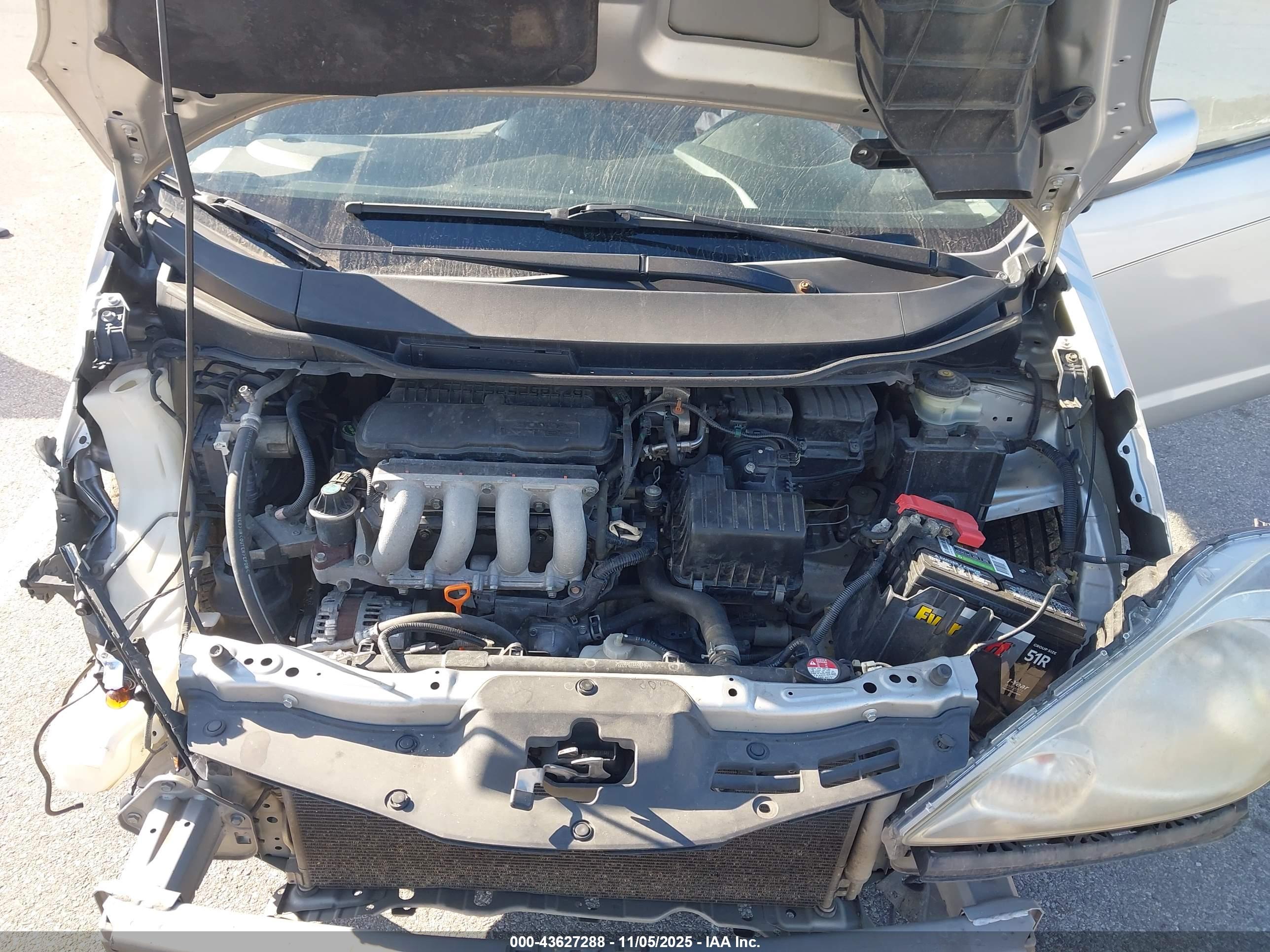 HONDA FIT image 10