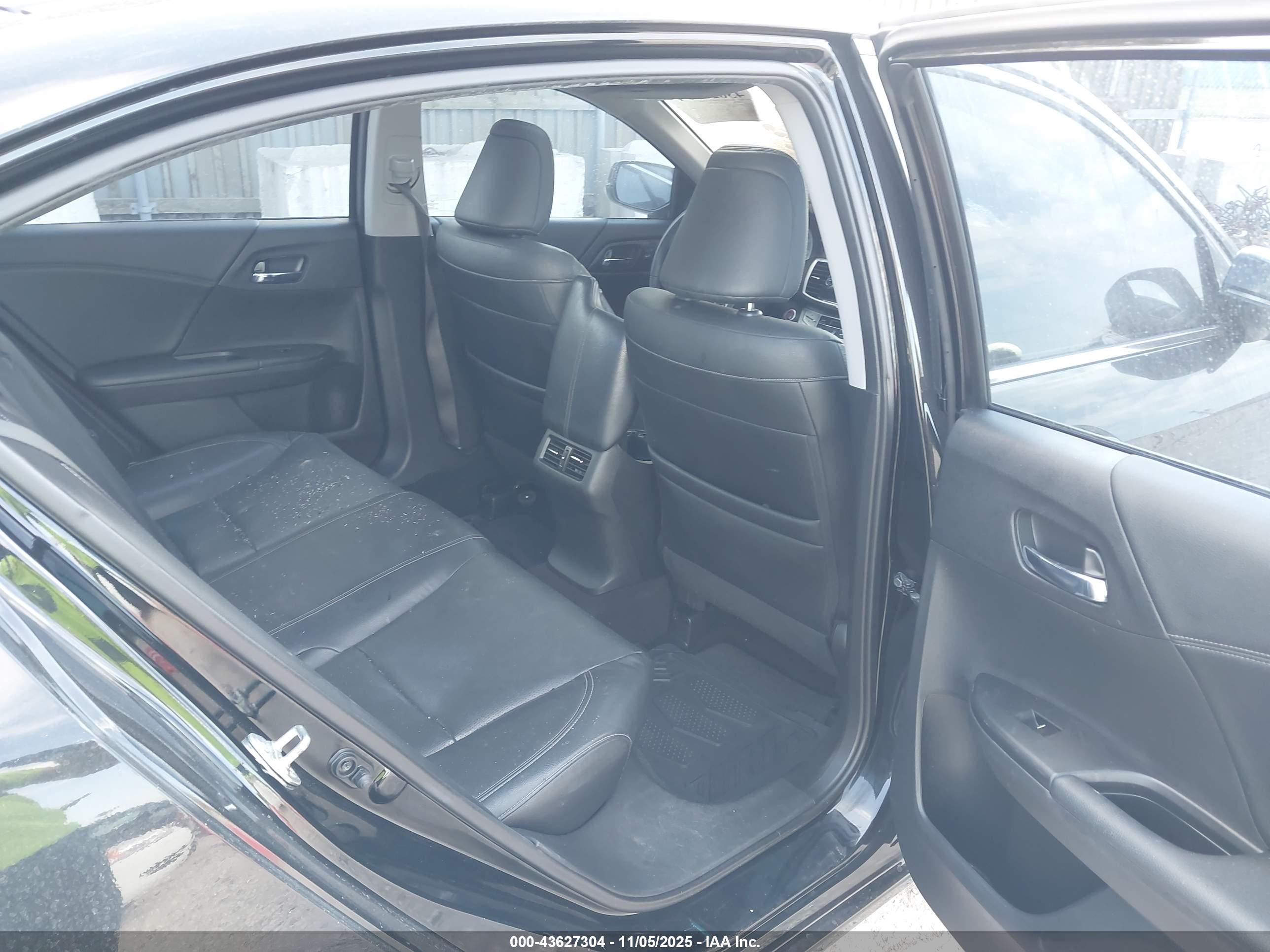 HONDA ACCORD image 8