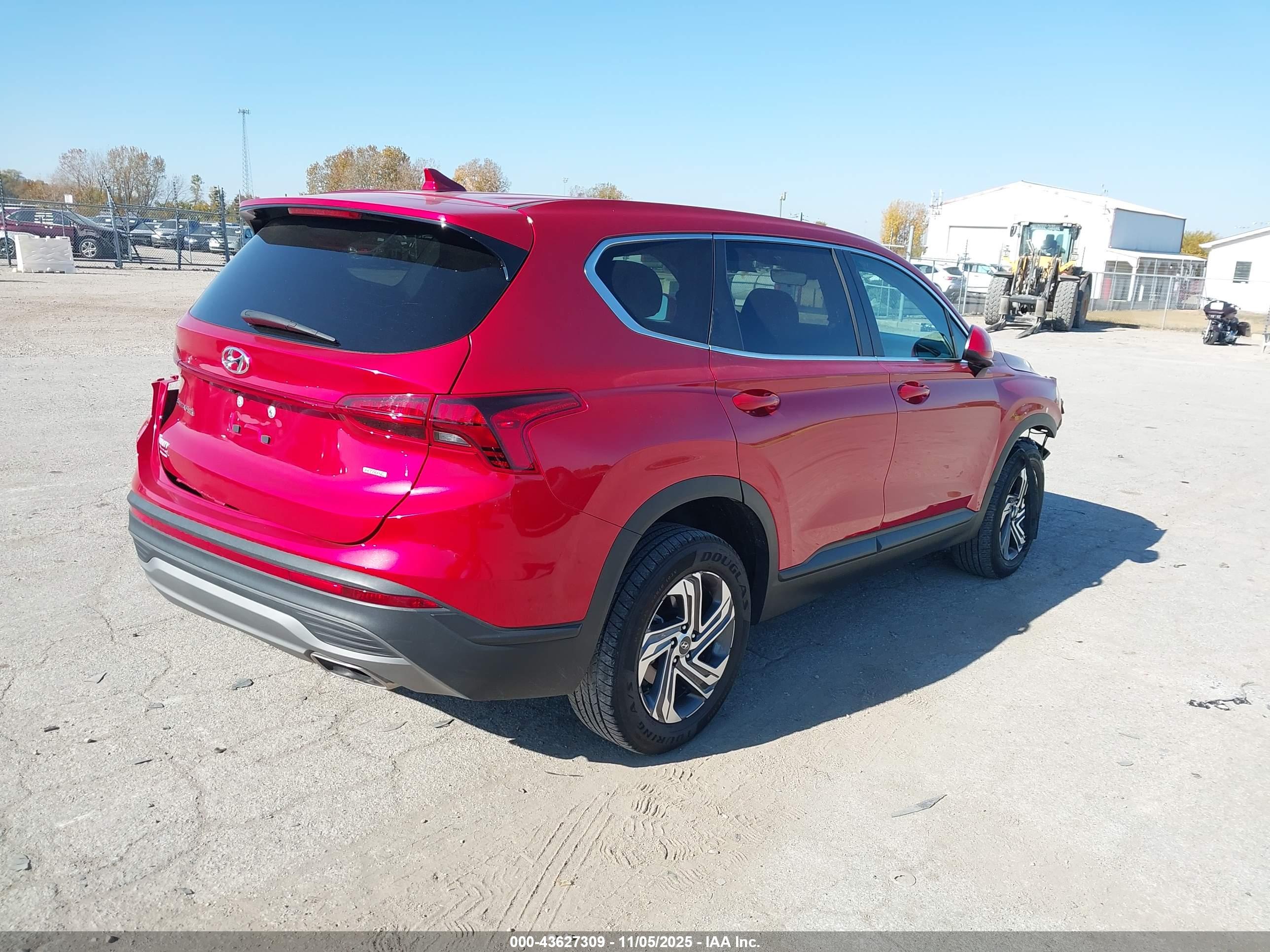 HYUNDAI SANTA image 4