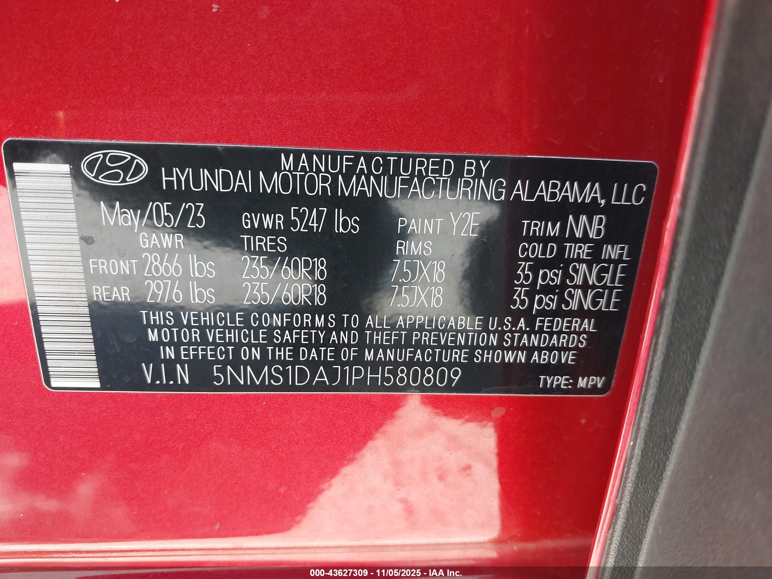 HYUNDAI SANTA image 9