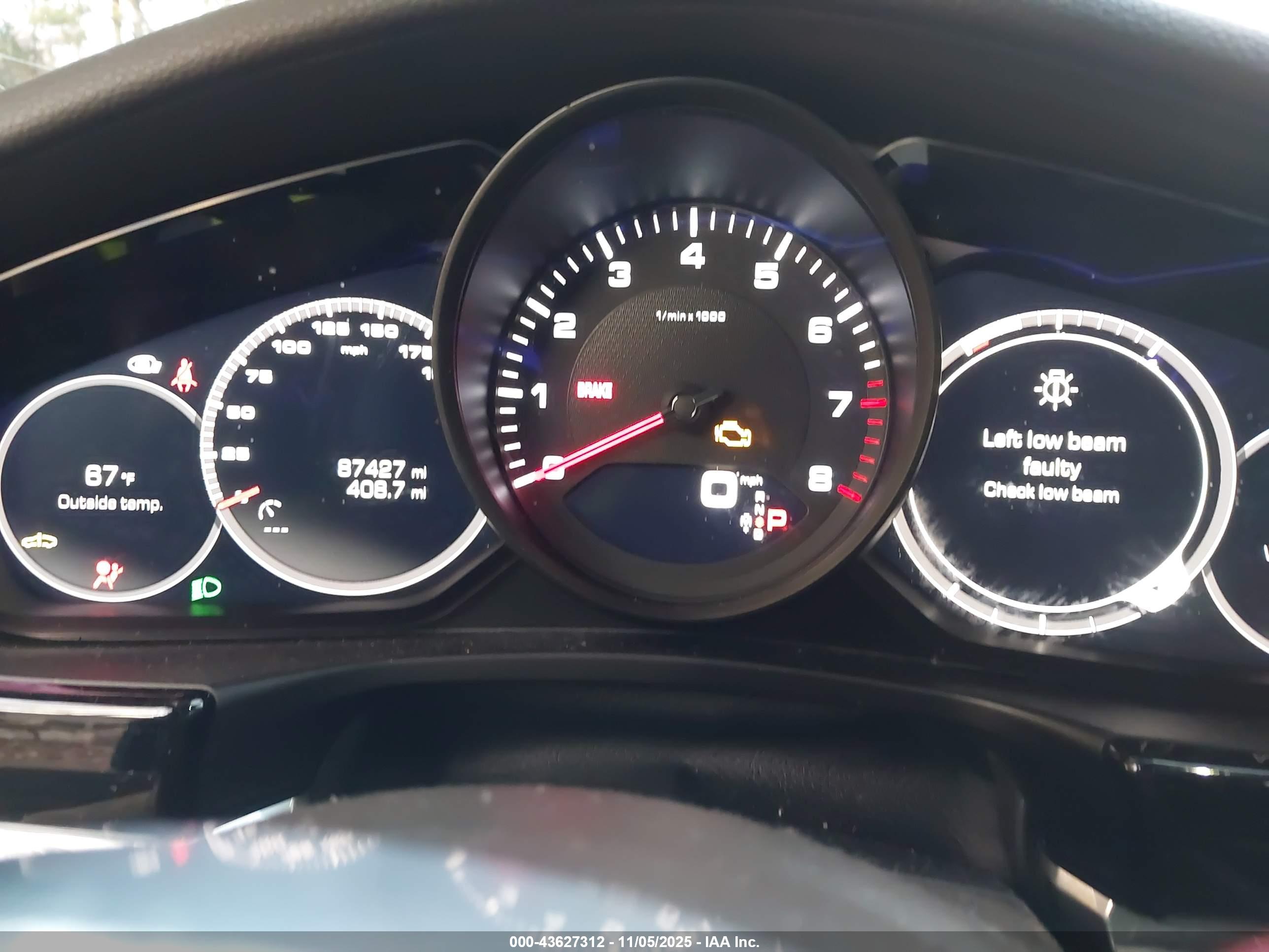 PORSCHE PANAMERA image 7