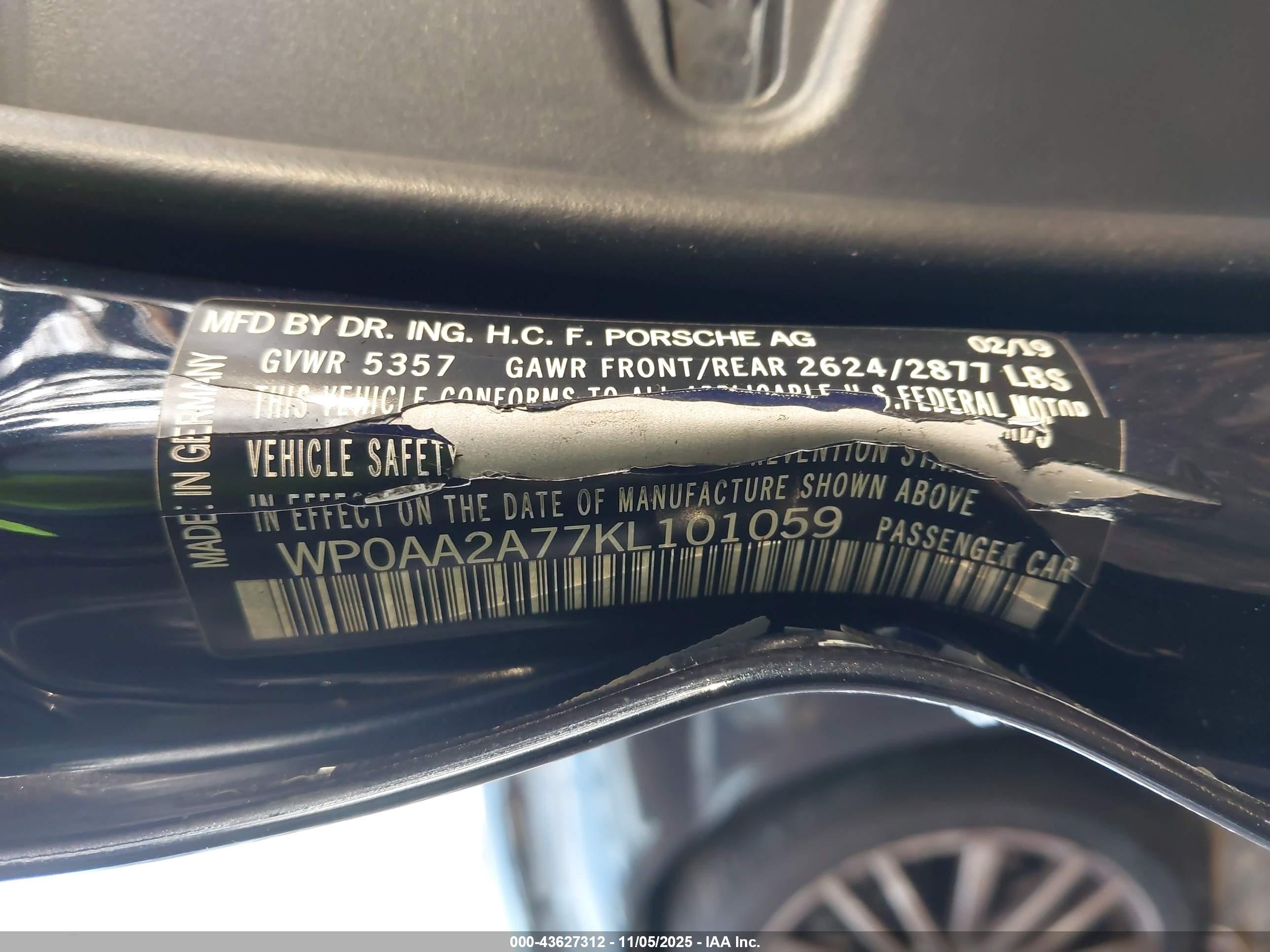 PORSCHE PANAMERA image 9