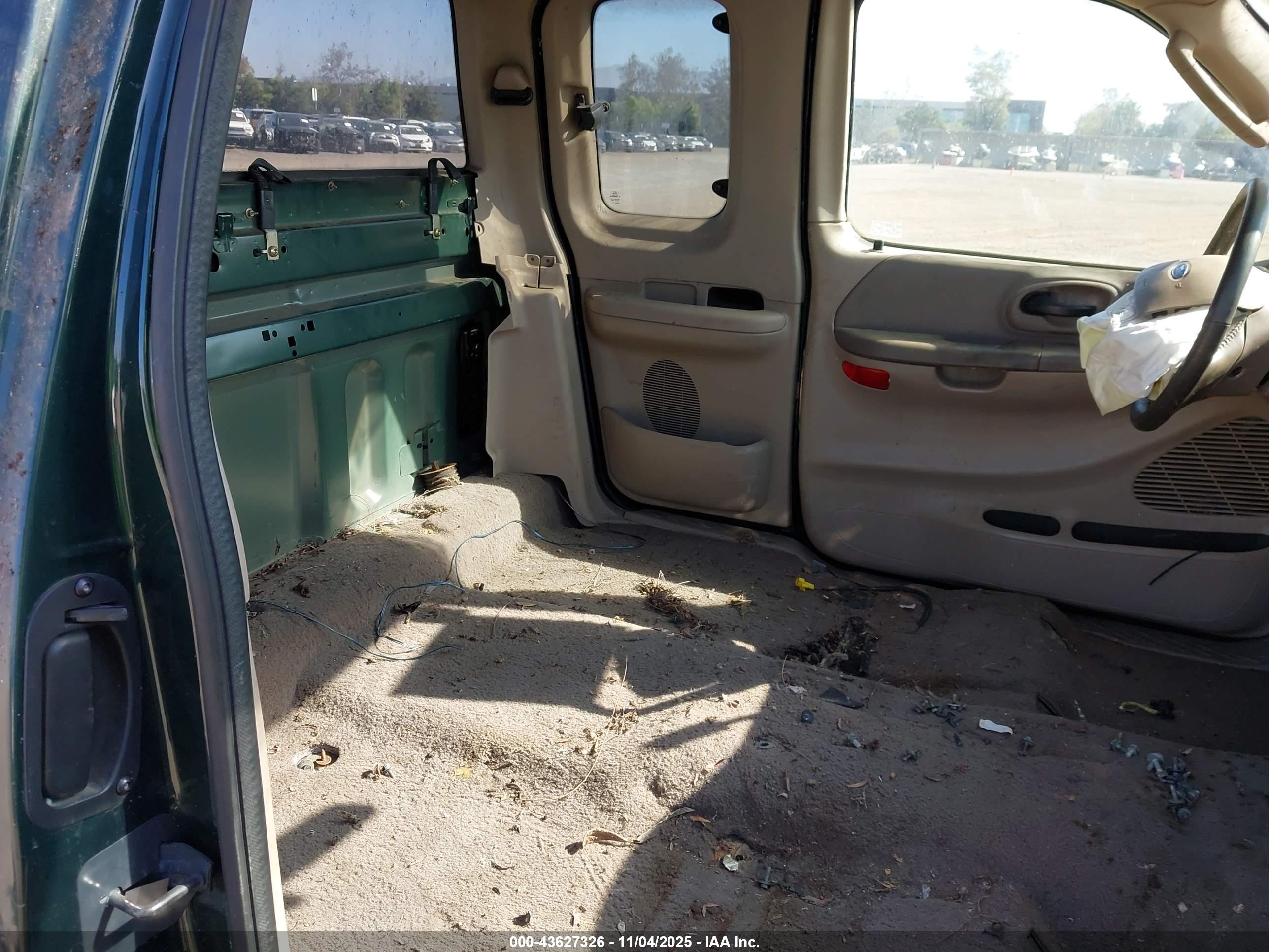 FORD F-150 image 8
