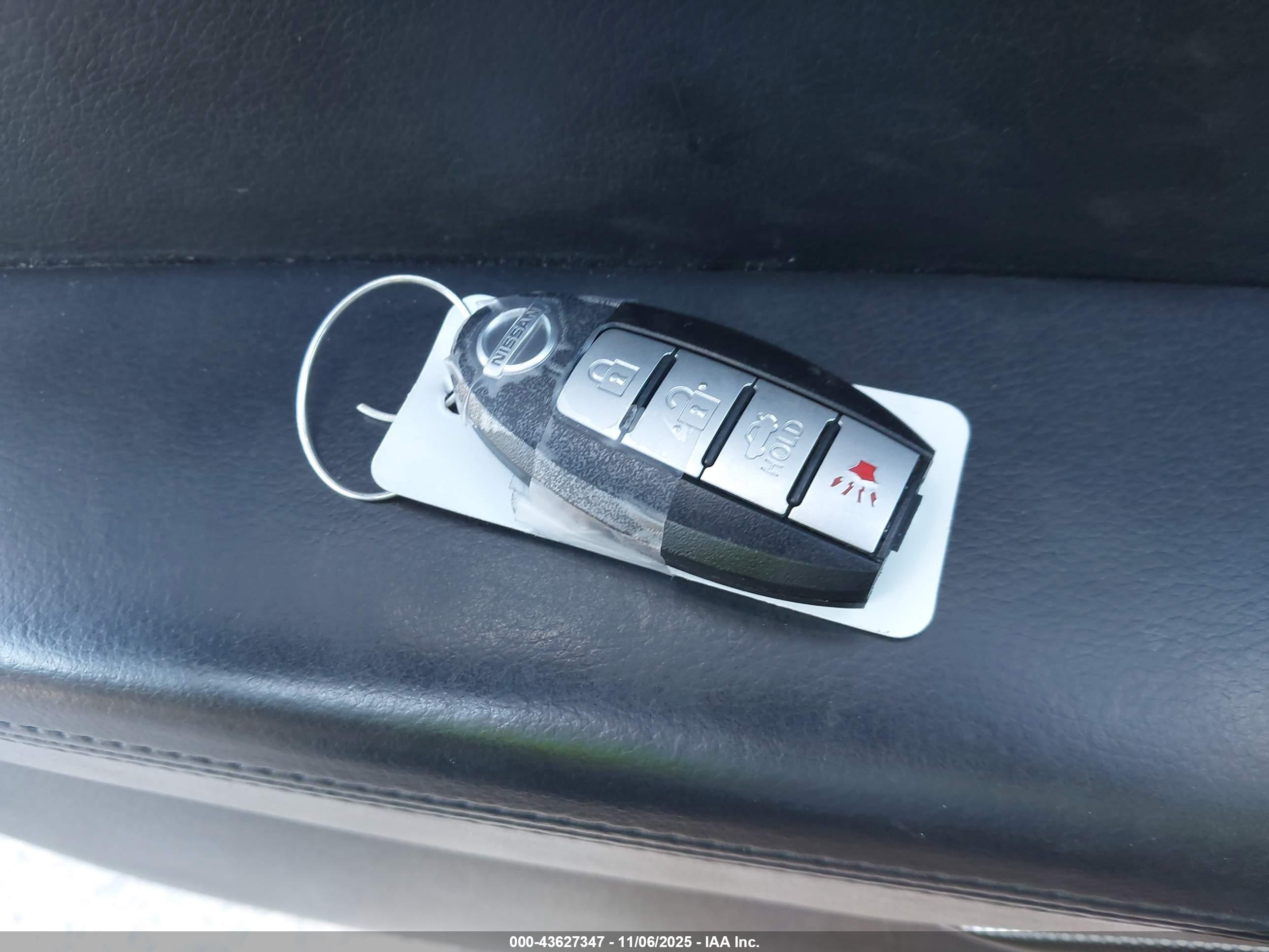NISSAN ALTIMA image 11