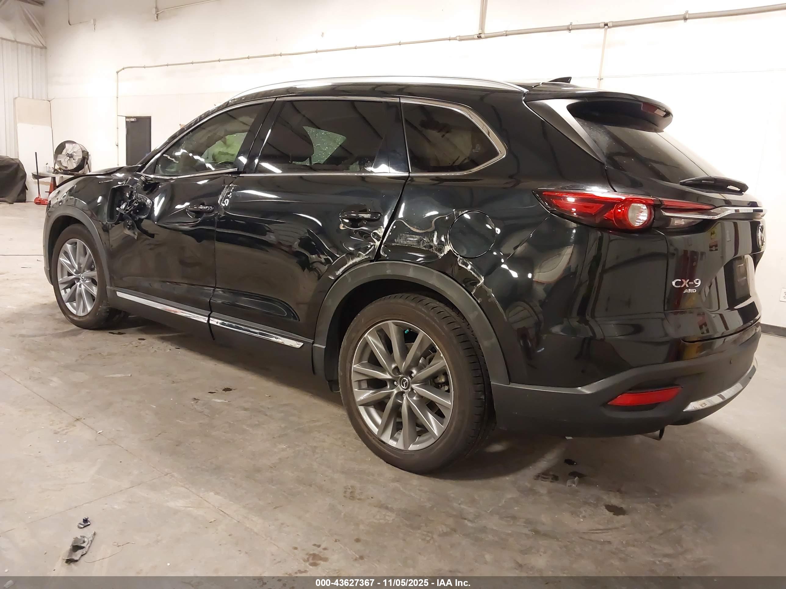 MAZDA CX-9 image 3