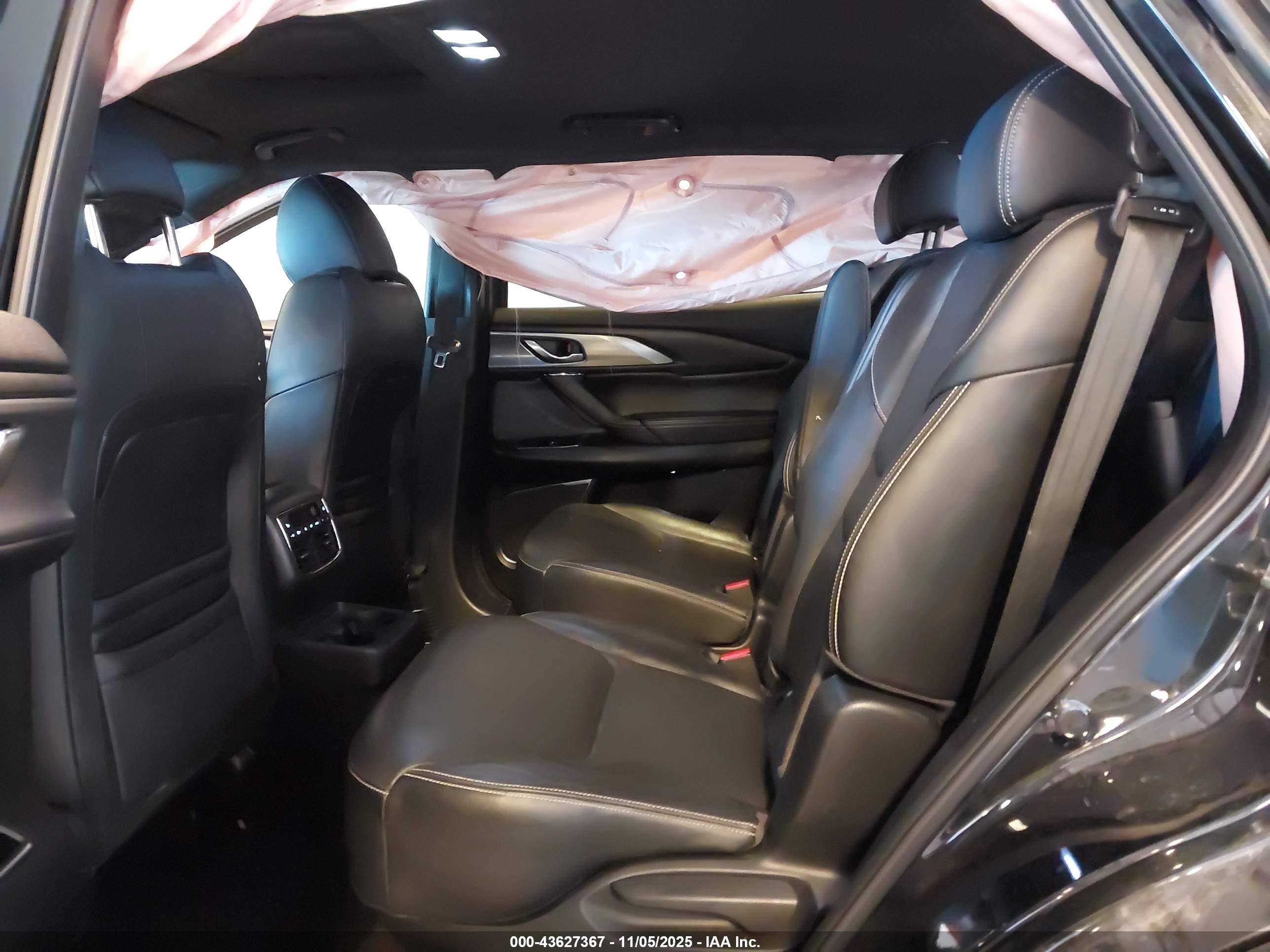 MAZDA CX-9 image 8