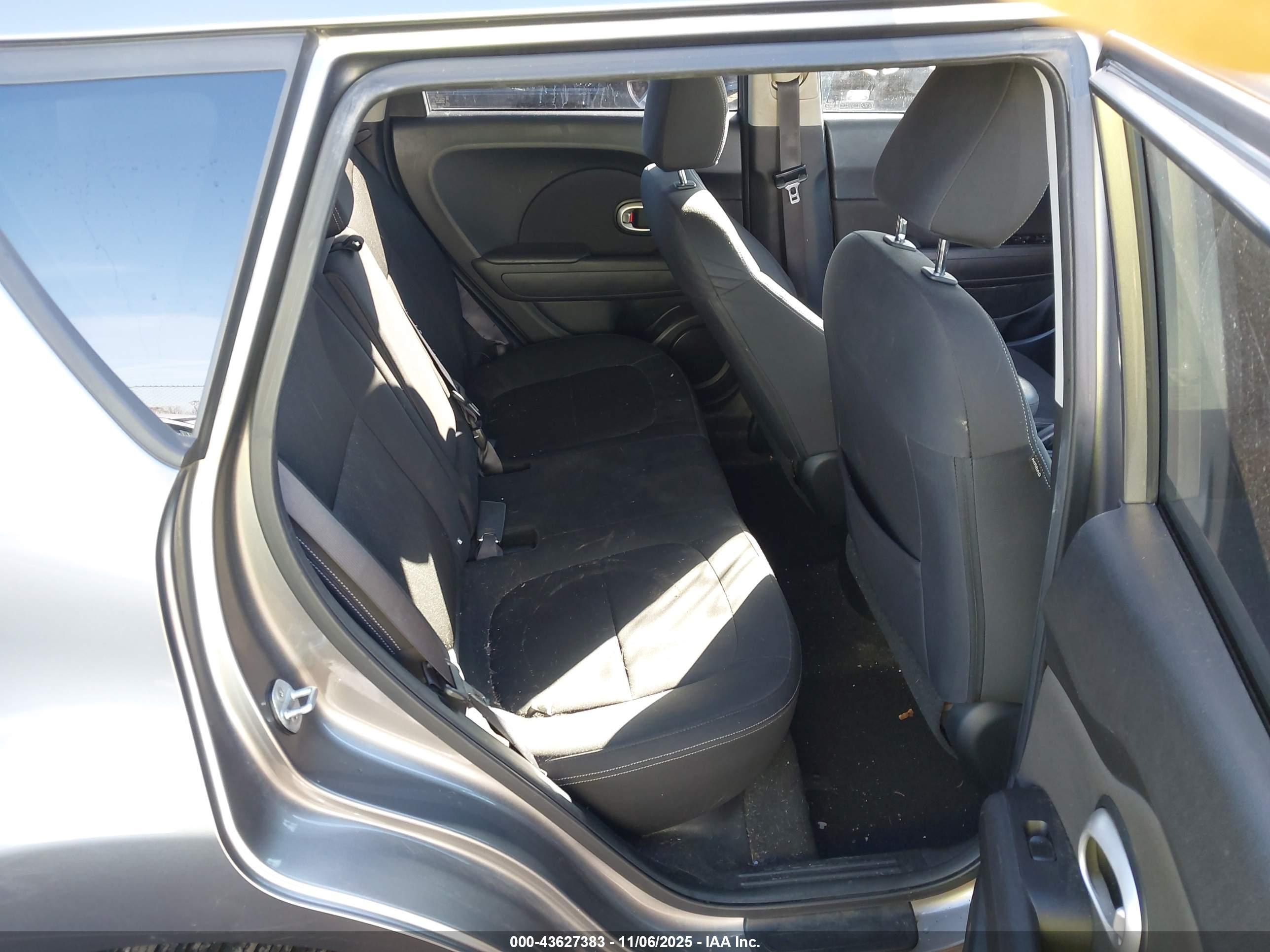 KIA SOUL image 8