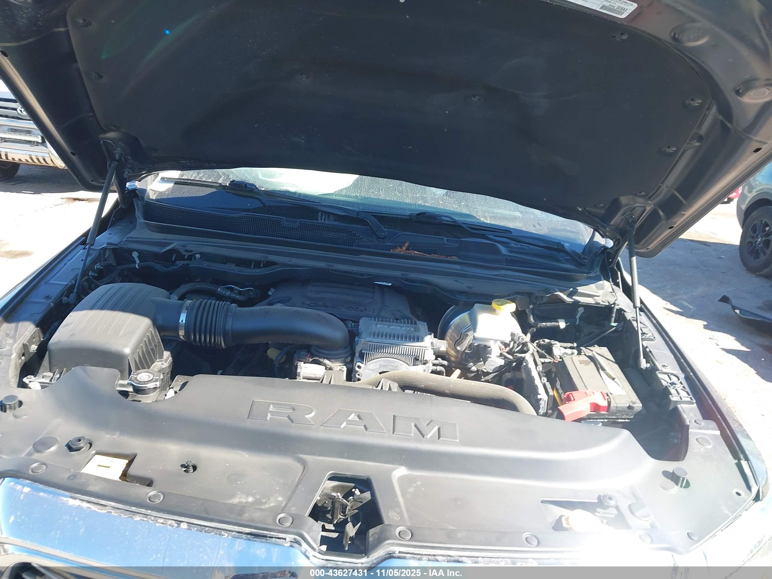 RAM 1500 image 10