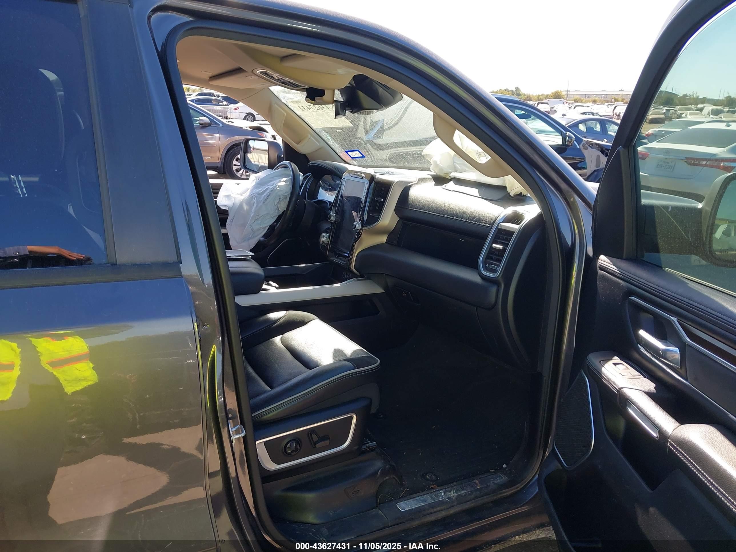 RAM 1500 image 5