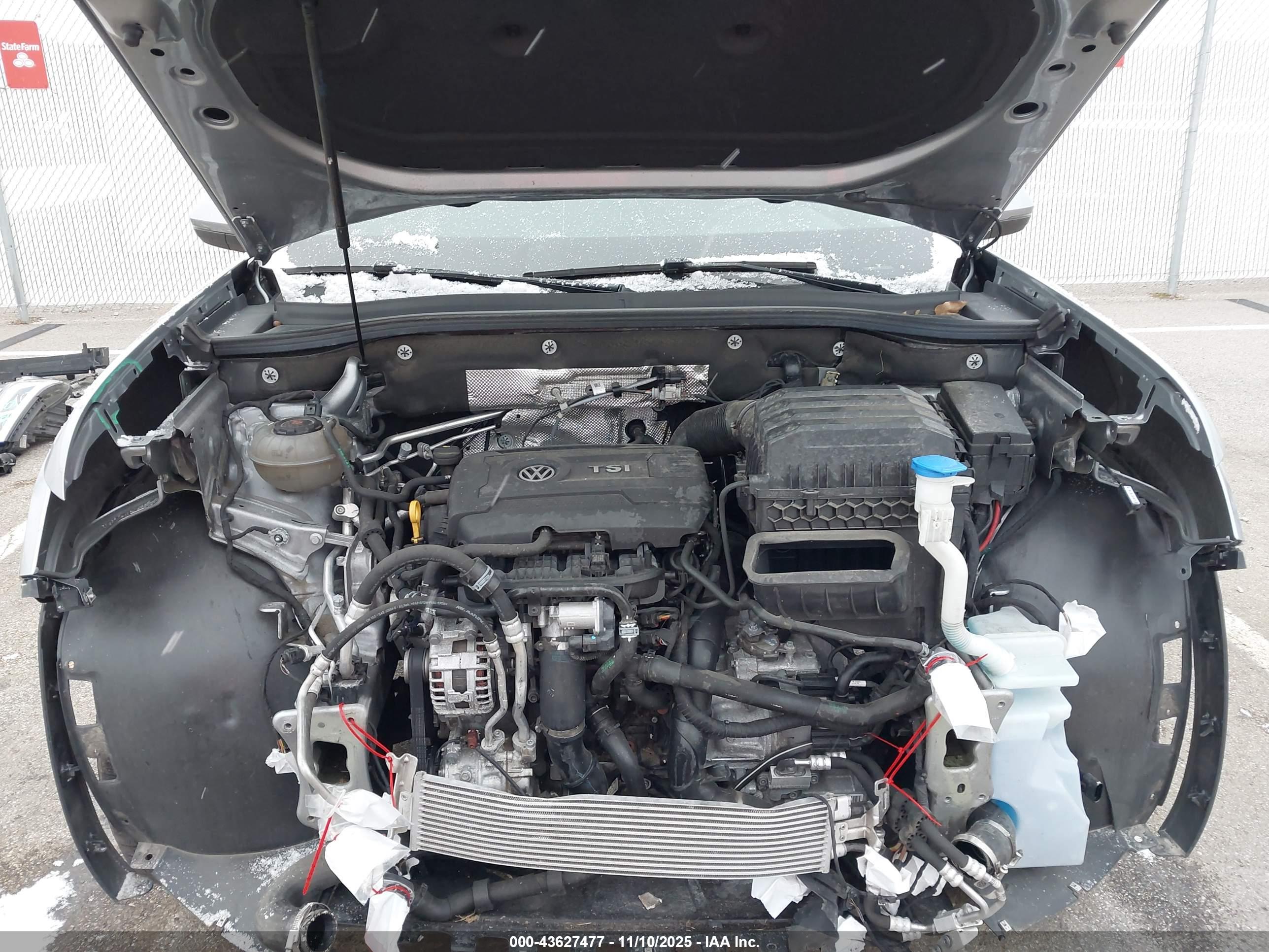 VOLKSWAGEN ATLAS image 10