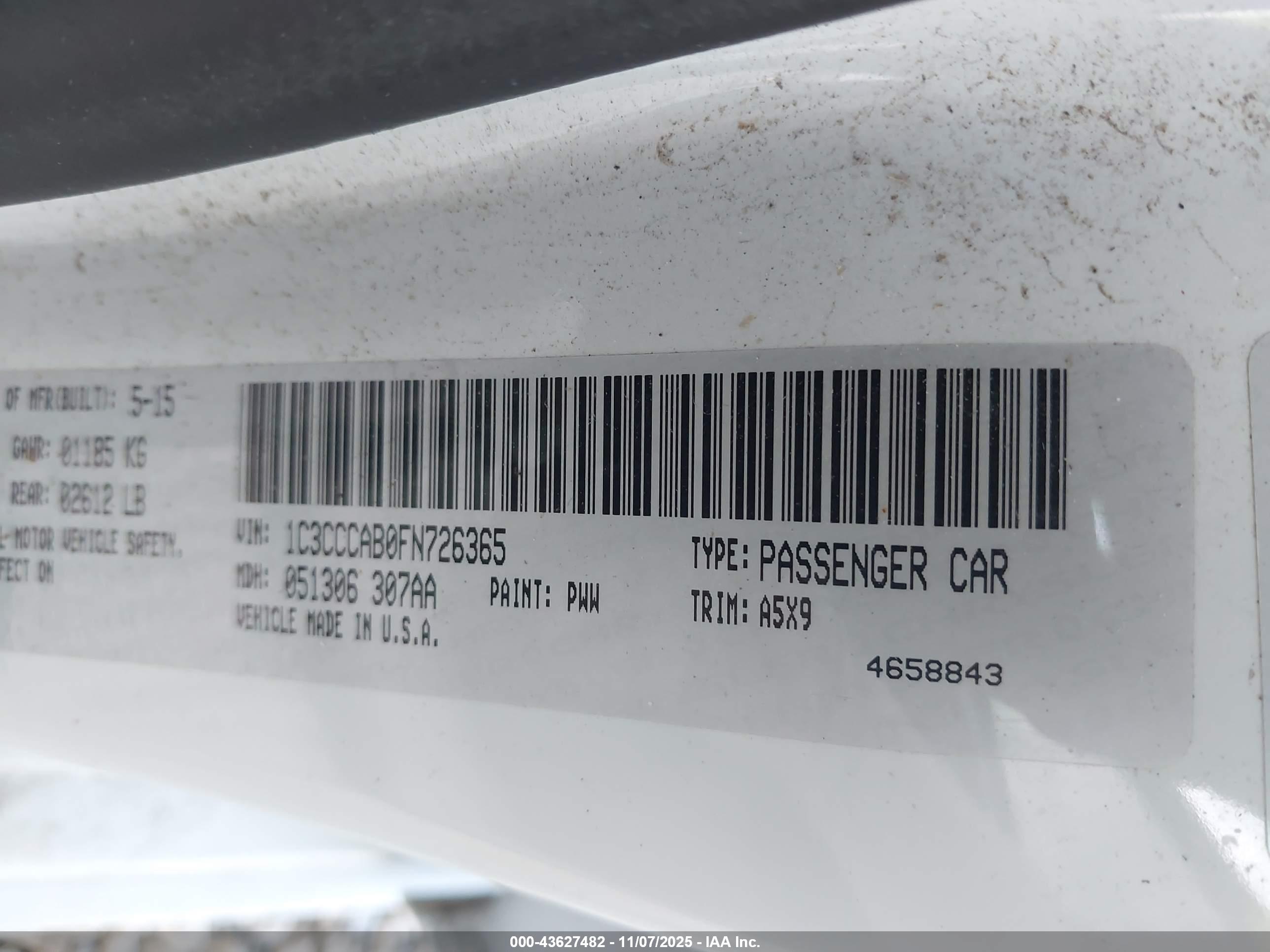 CHRYSLER 200 image 9